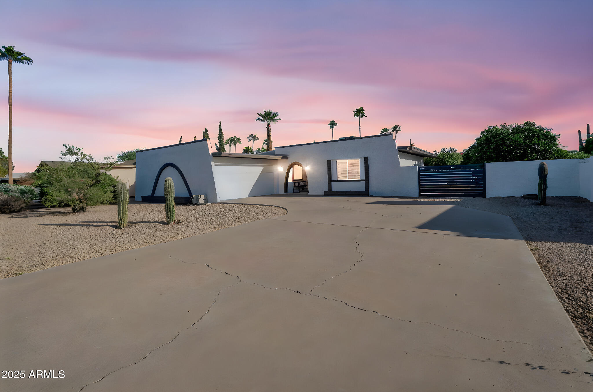 2301 E ENROSE Street