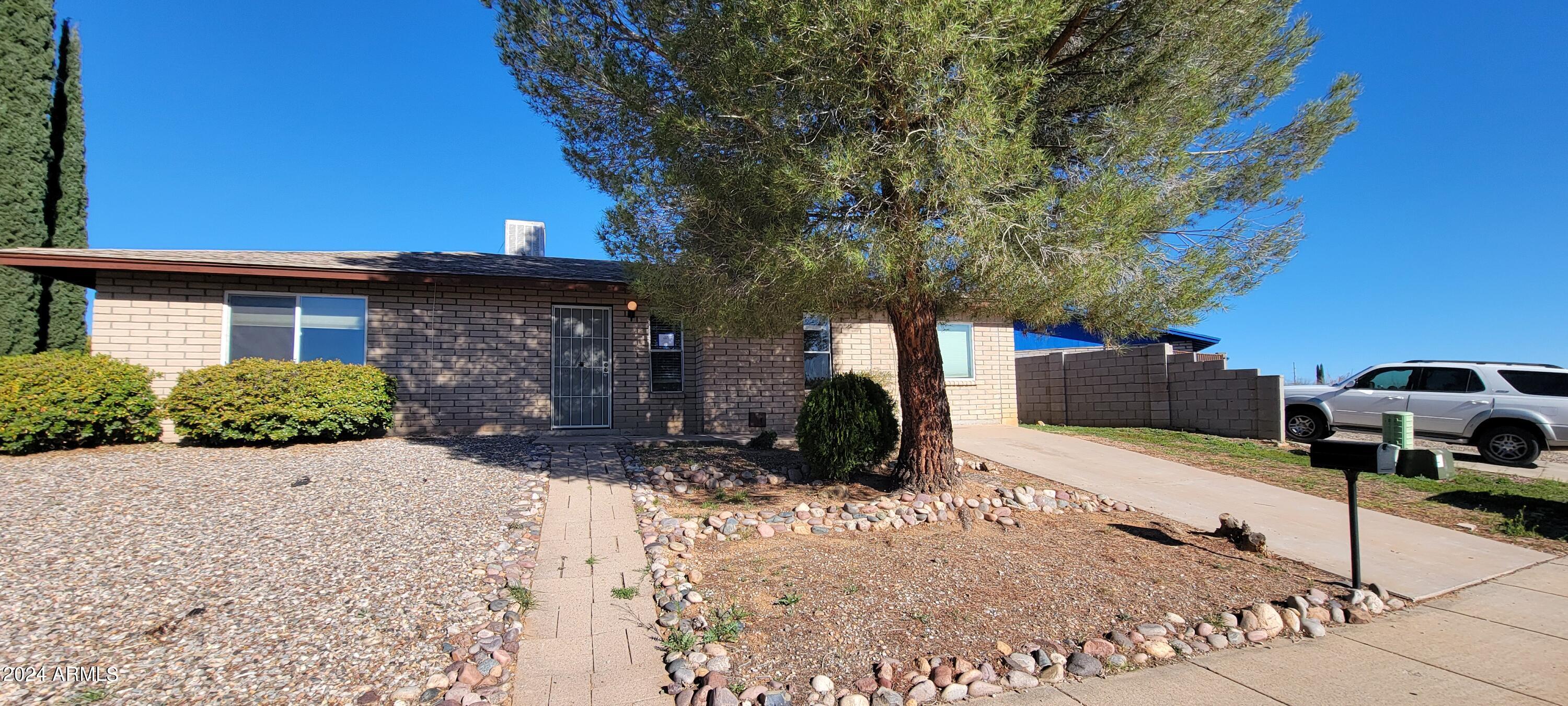 VISTA VILLAGE 5 - Residential