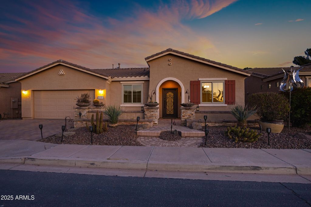 Photo of 20391 N Sunrise Lane, Maricopa, AZ 85138 (MLS # 6928401)
