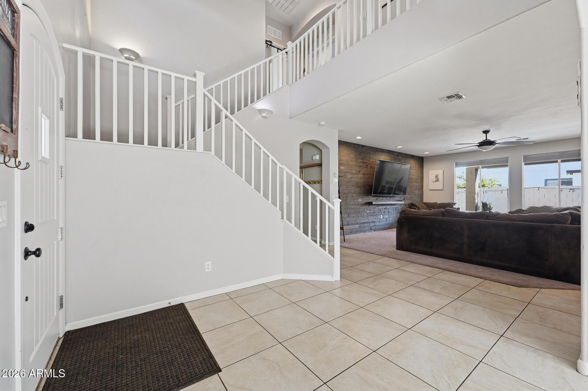 3273 E FAIRVIEW Street