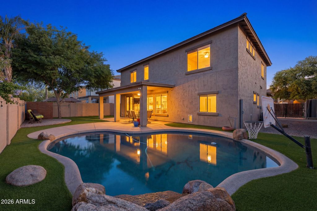 Photo of 3273 E Fairview Street, Gilbert, AZ 85295 (MLS # 7002081)