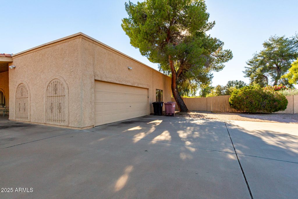Photo of 8129 E Charter Oak Drive, Scottsdale, AZ 85260 (MLS # 6956719)