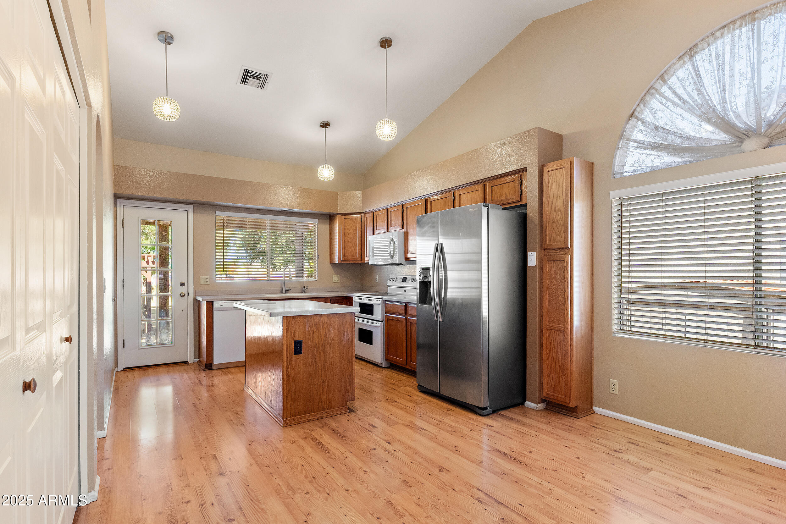 7108 W WINDROSE Drive