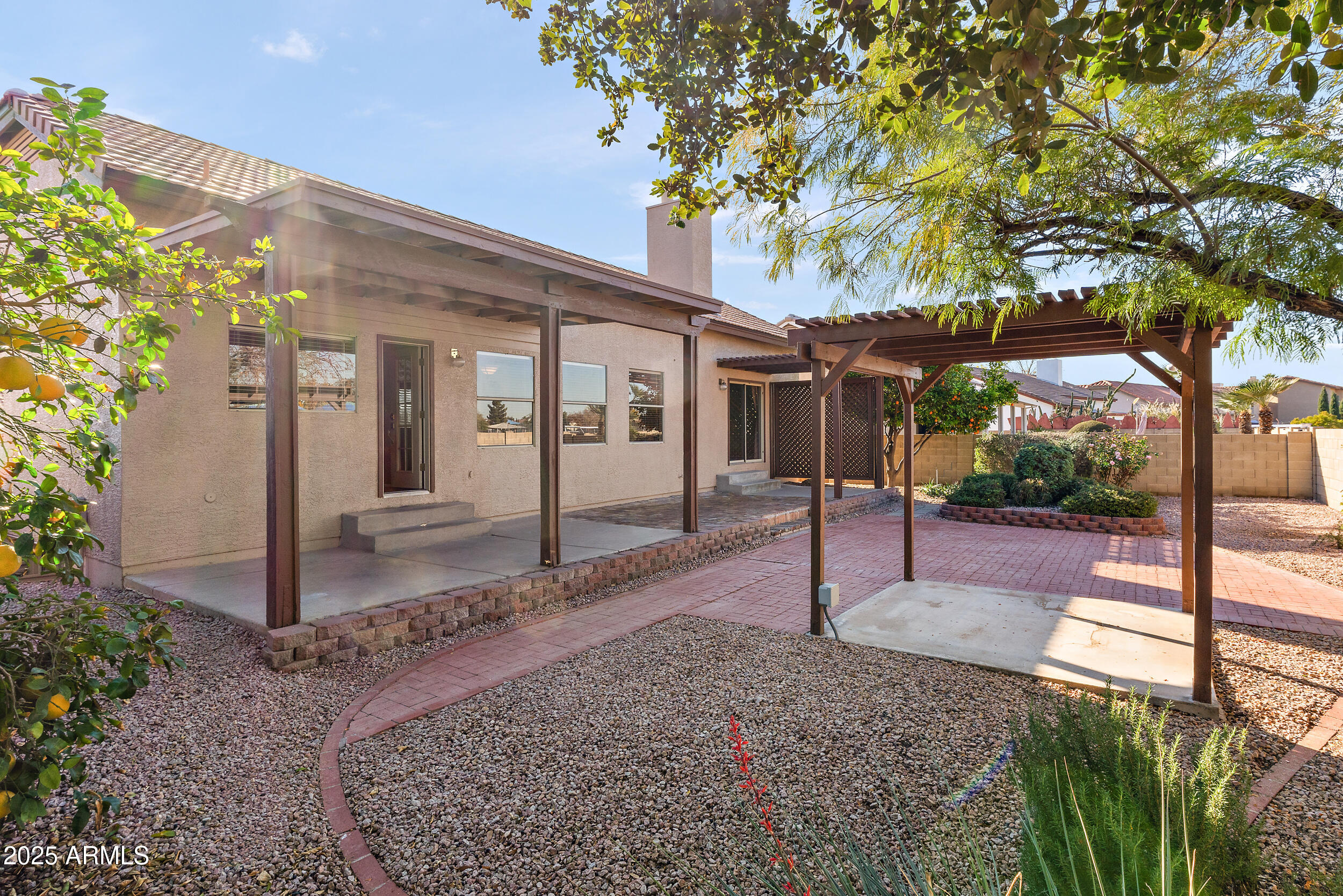 7108 W WINDROSE Drive