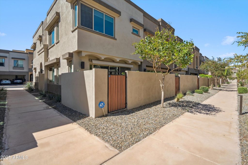 Photo of 7464 E Paraiso Drive, Scottsdale, AZ 85255 (MLS # 6857832)