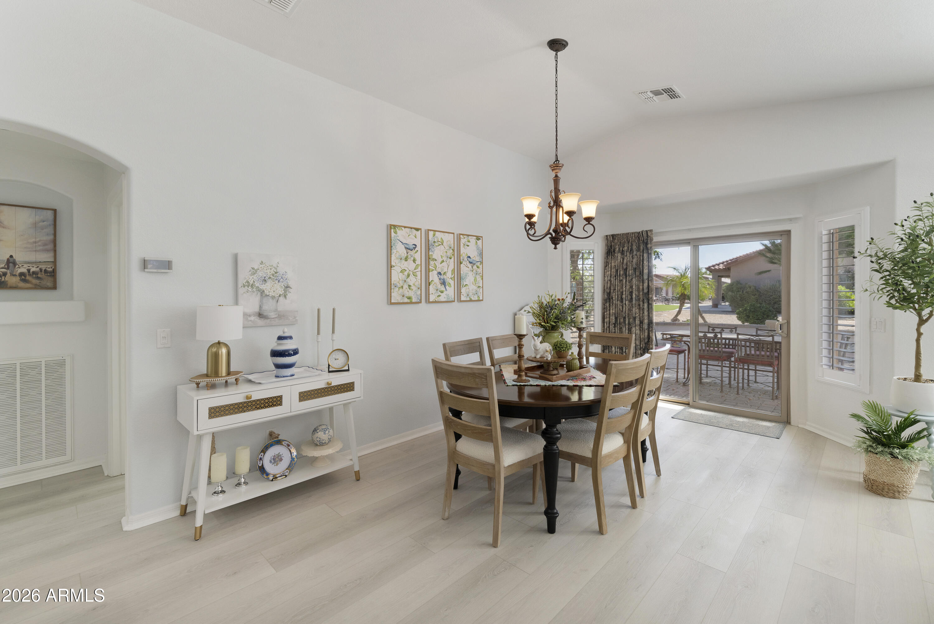 5113 S ALMOND Court