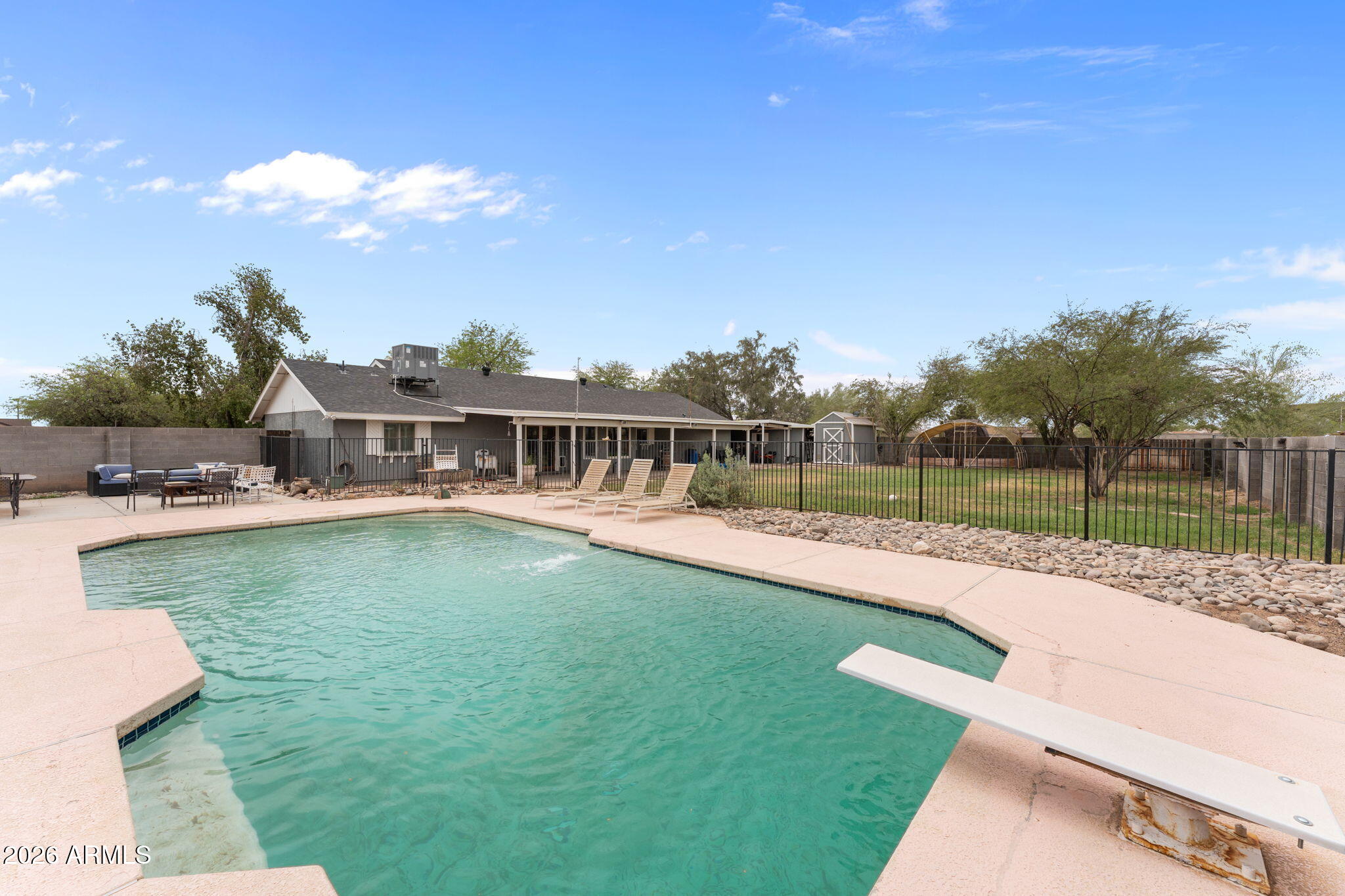 PHOENIX SKYLINE WEST ONE - Residential