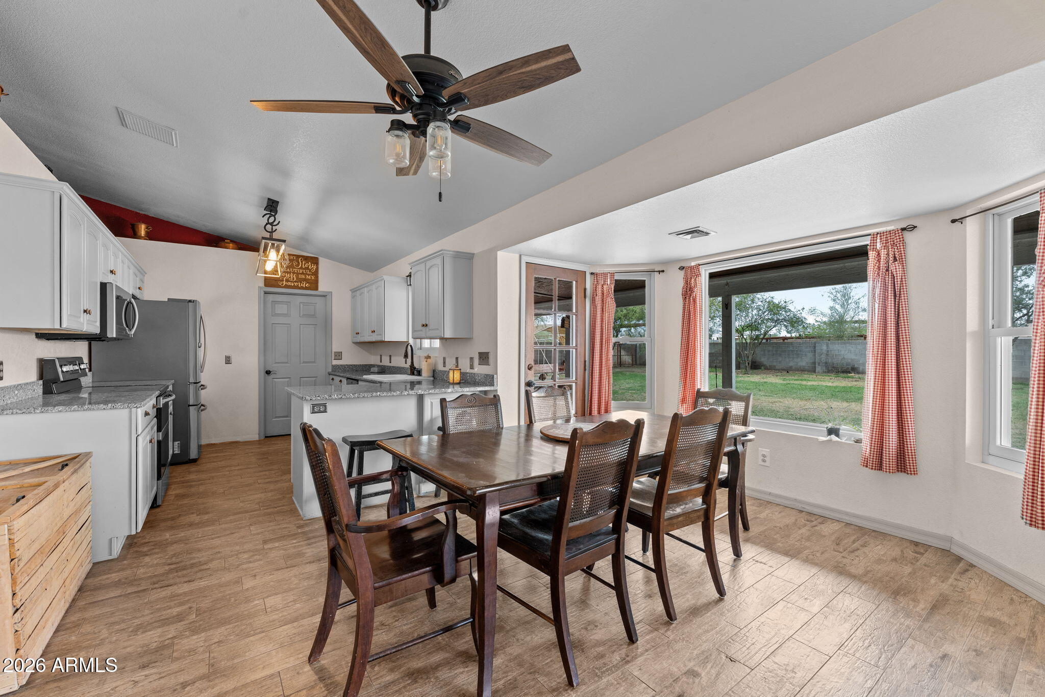 PHOENIX SKYLINE WEST ONE - Residential