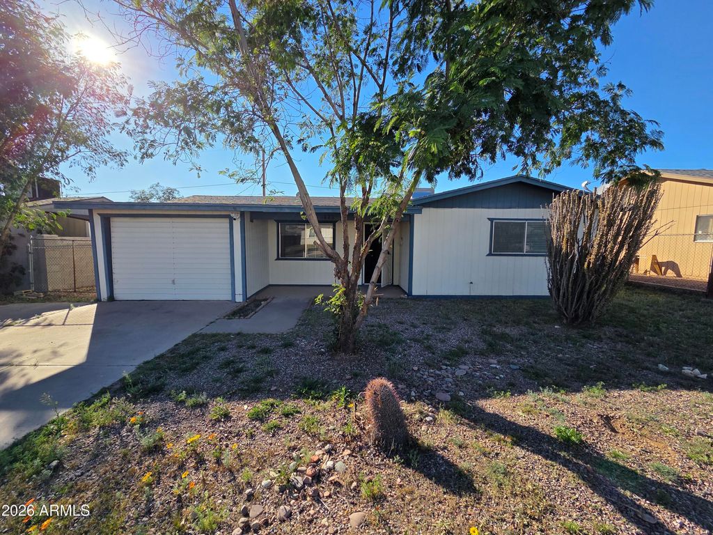 Photo of 1880 S Coconino Drive, Apache Junction, AZ 85120 (MLS # 6982681)