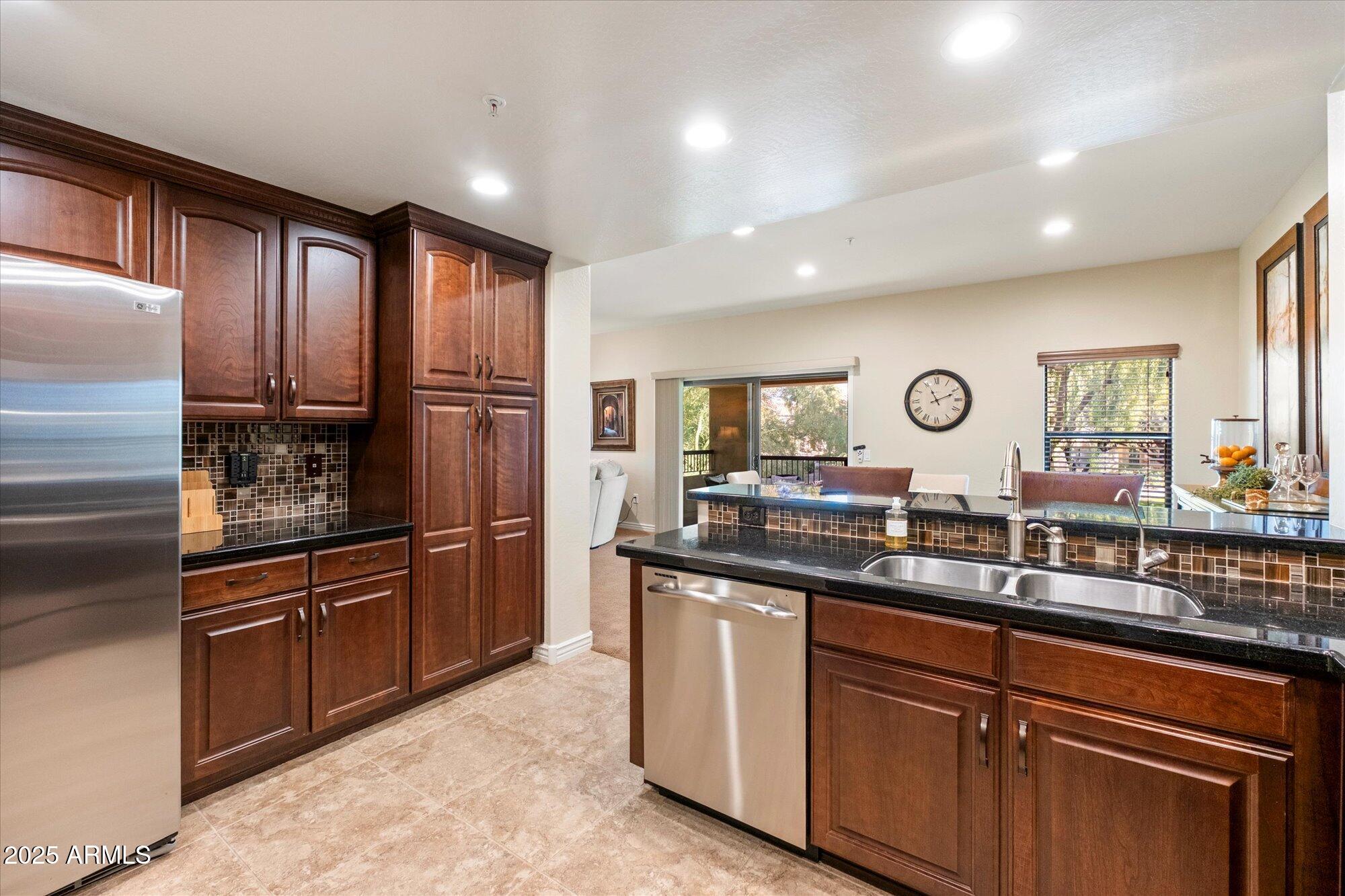 21320 N 56th Street 2148