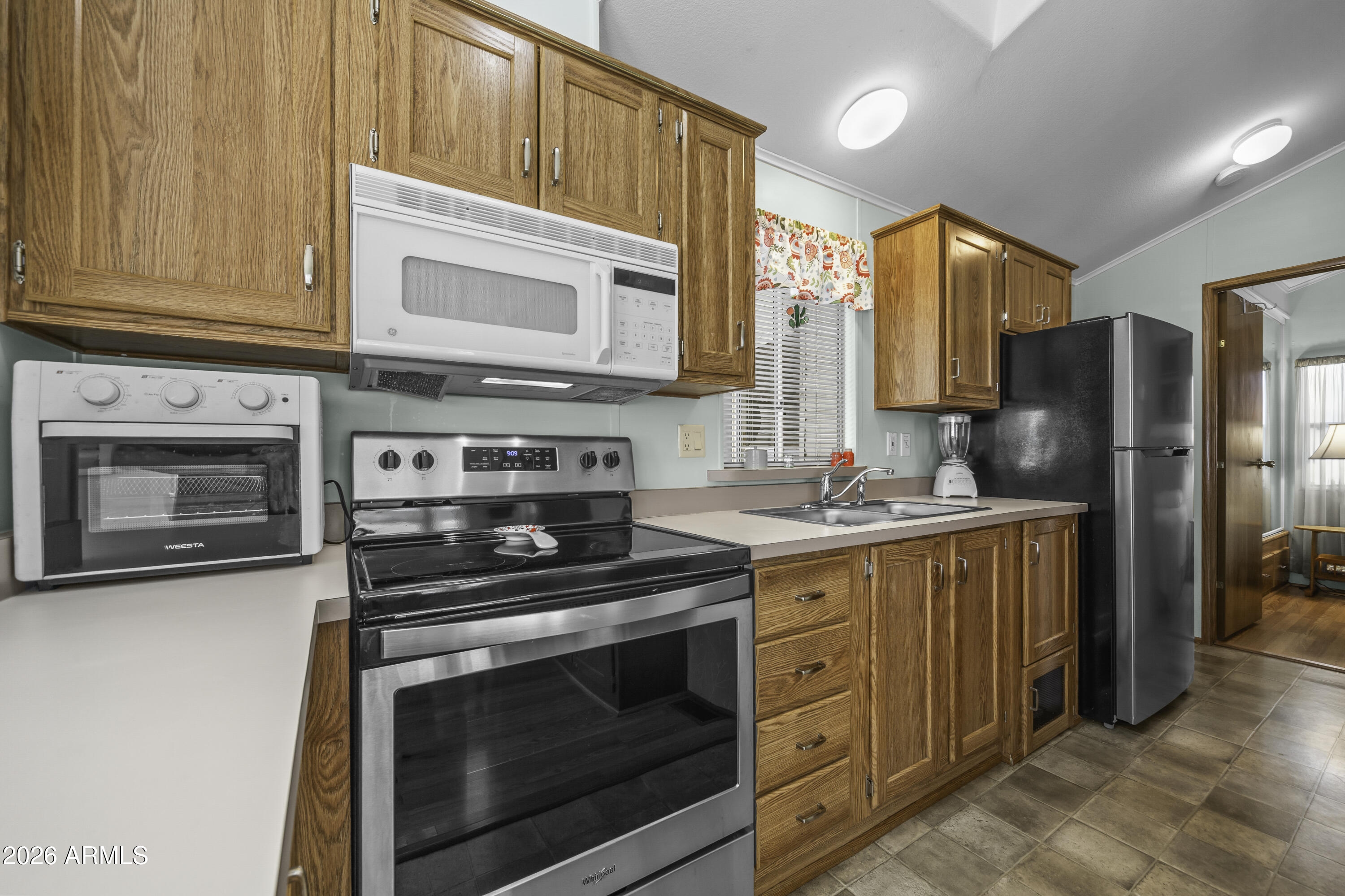 17200 W BELL Road 859