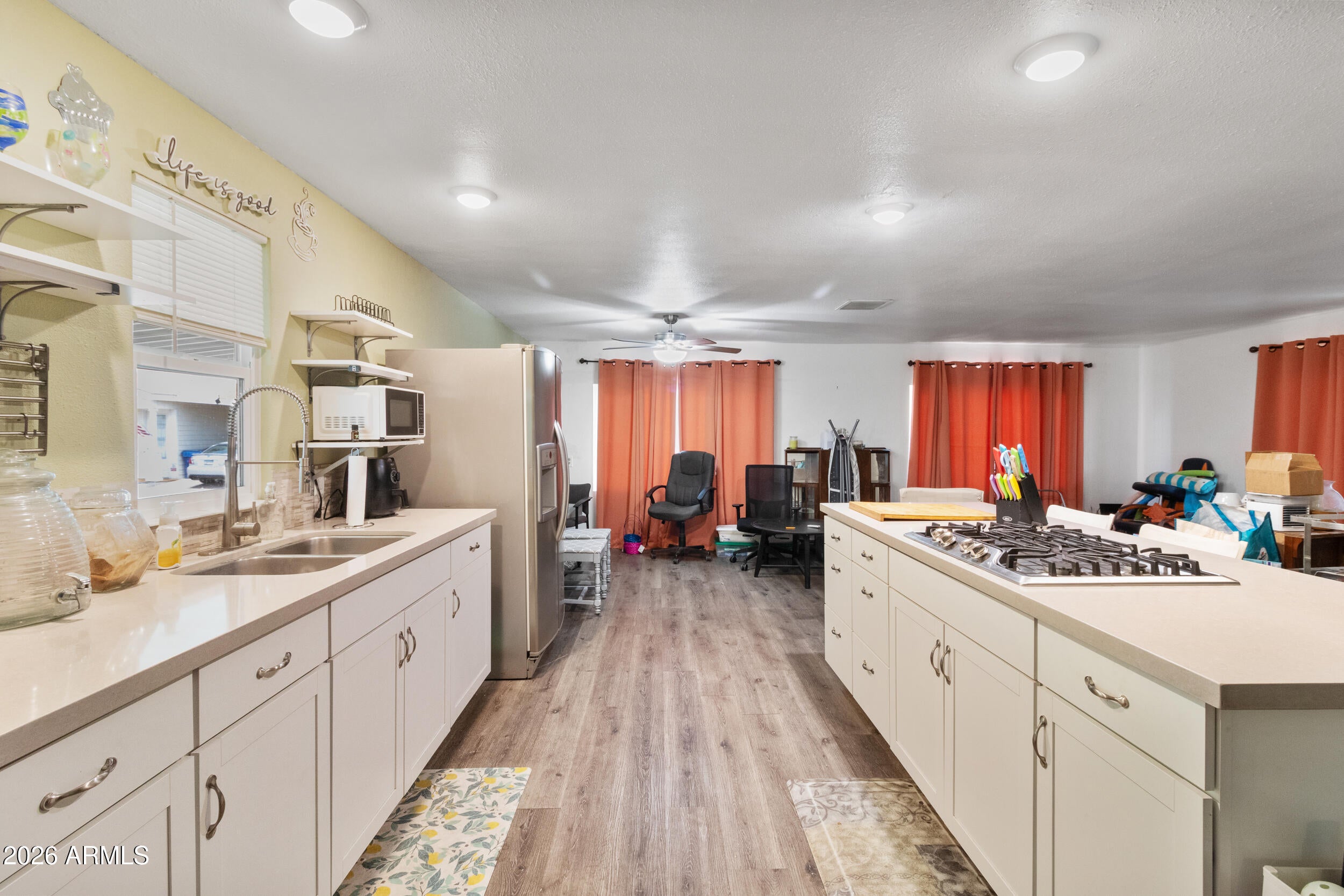 2401 W SOUTHERN Avenue 421