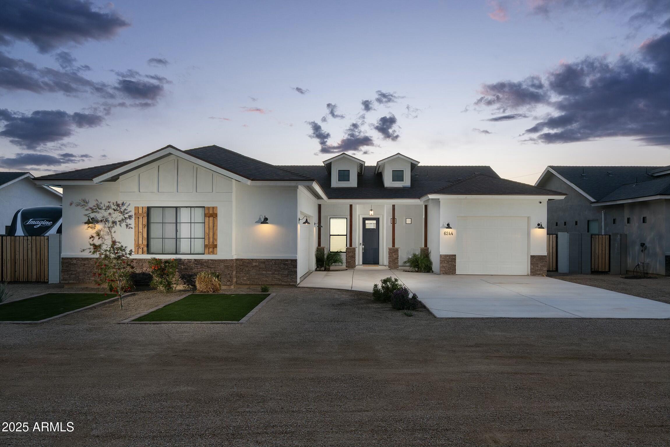 6244 S Flora Lane