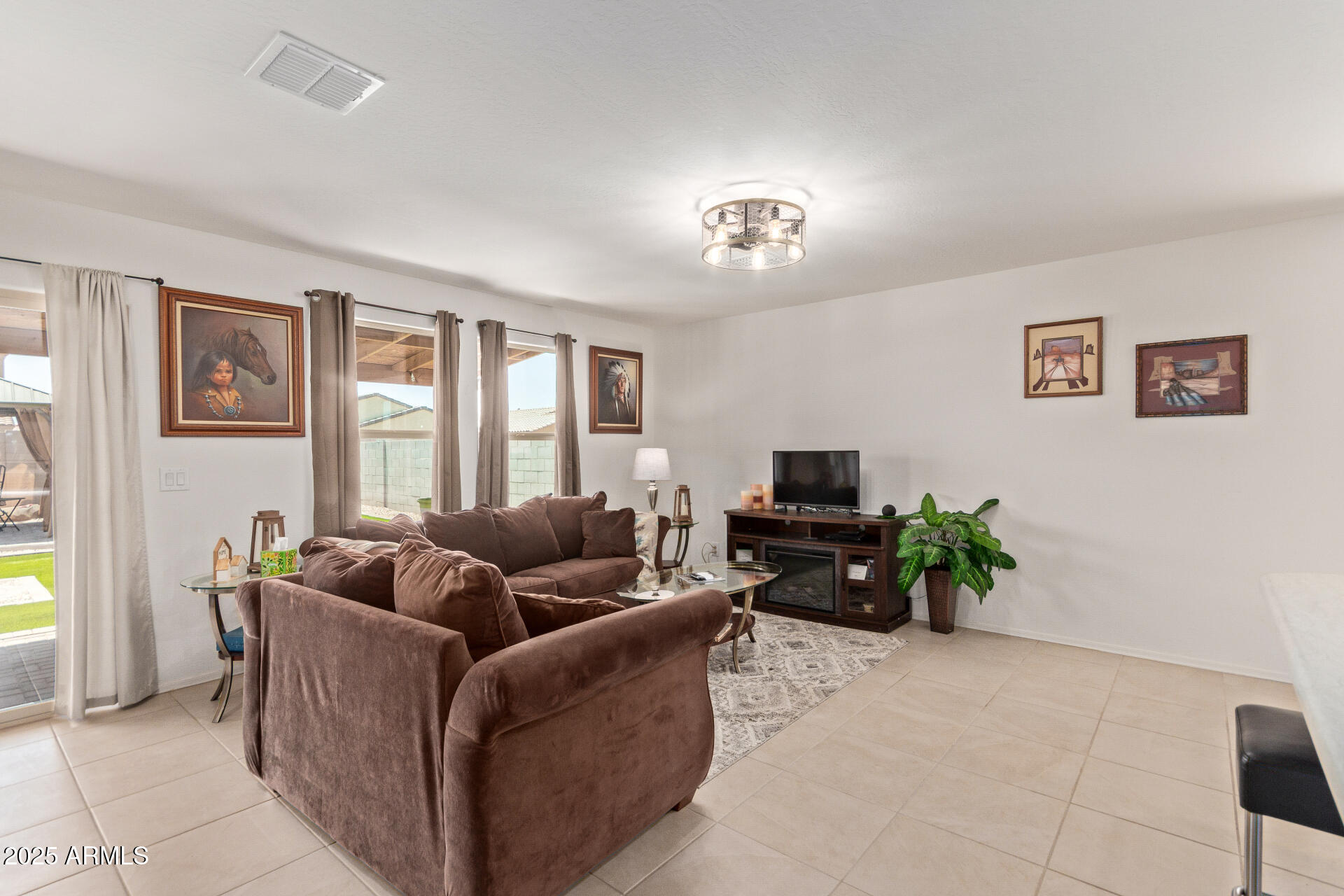 1617 W PIMA Court