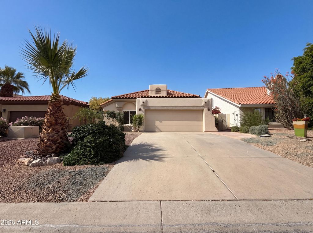 Photo of 14125 W Greenview Circle N, Litchfield Park, AZ 85340 (MLS # 7014024)