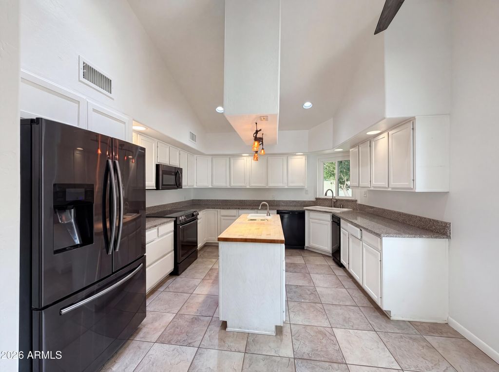 Photo of 14125 W Greenview Circle N, Litchfield Park, AZ 85340 (MLS # 7014024)