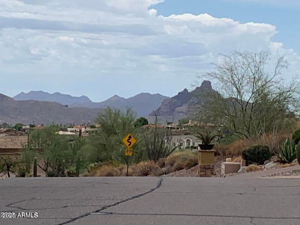Photo of 15121 E Sunburst Drive #9, Fountain Hills, AZ 85268 (MLS # 6853006)
