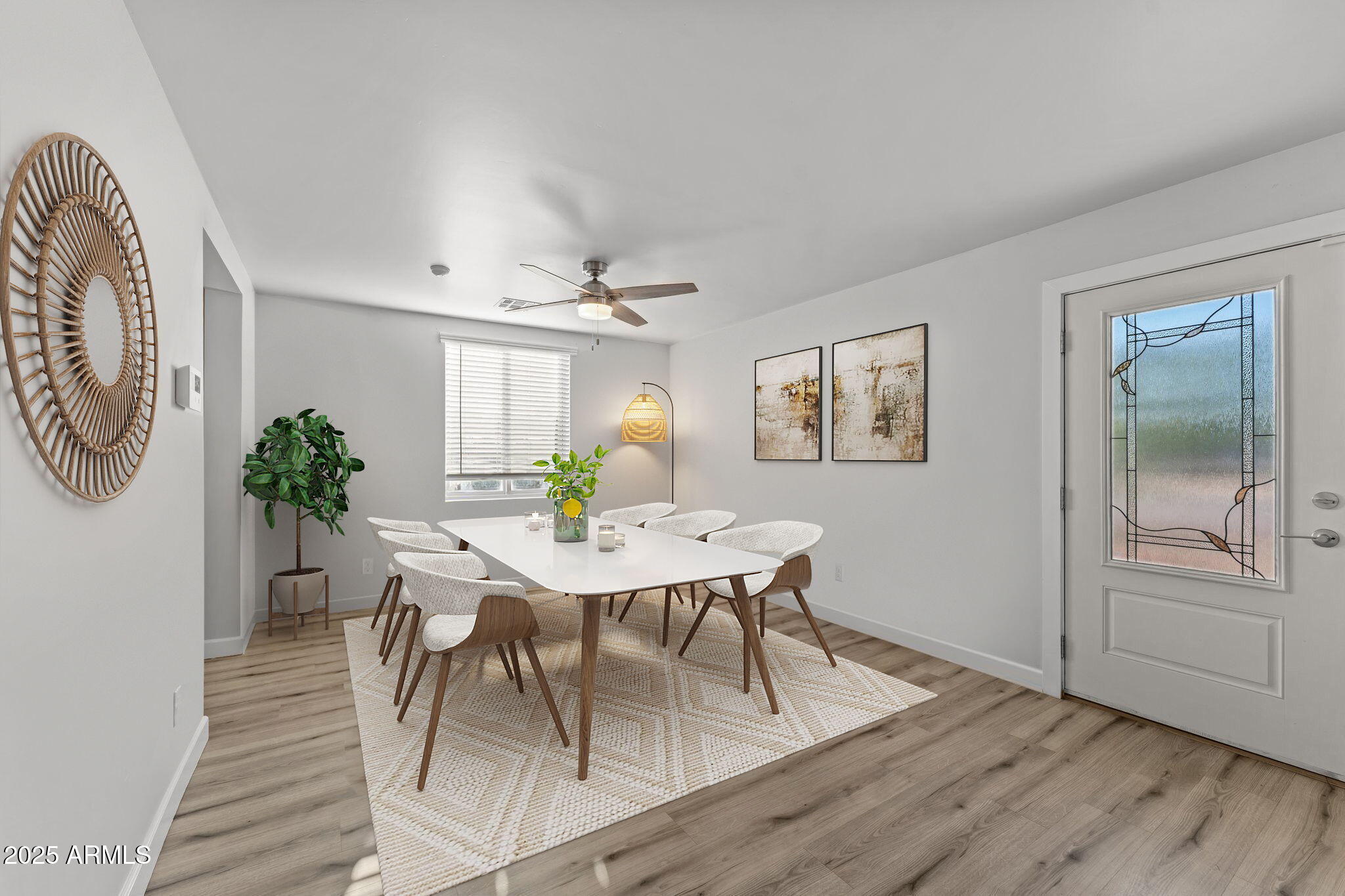 21647 W LAURA Street