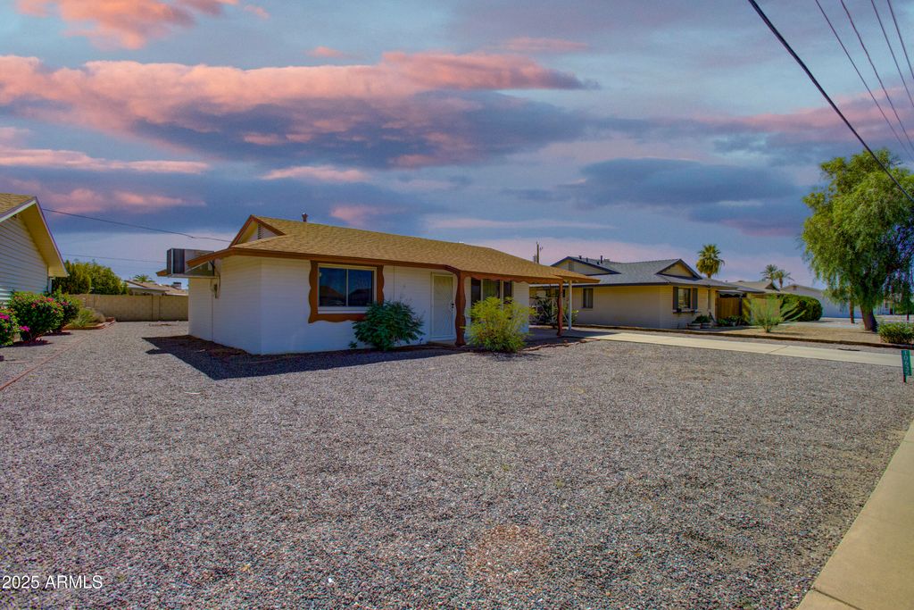 Photo of 10635 N 103rd Avenue, Sun City, AZ 85351 (MLS # 6900949)