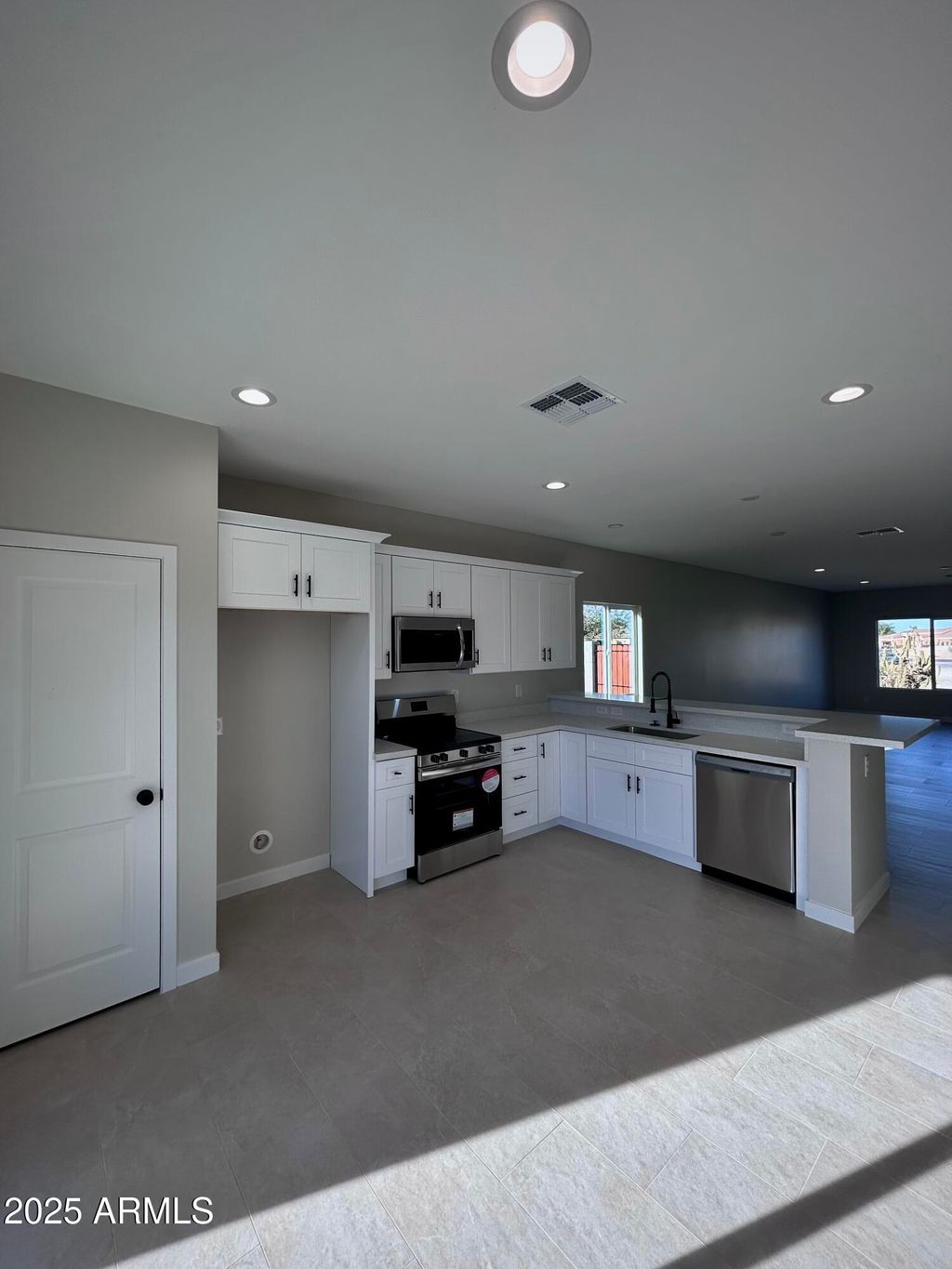 Photo of 15494 S Kline Place, Arizona City, AZ 85123 (MLS # 6890644)