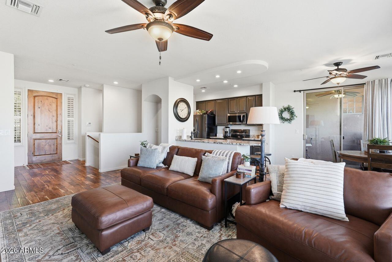 13600 N FOUNTAIN HILLS Boulevard 1003