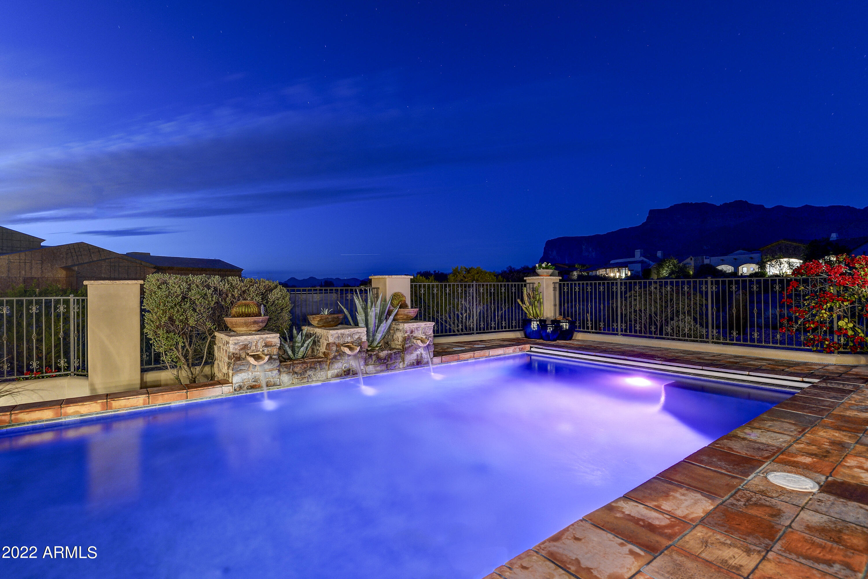 Superstition Mountain - Residential