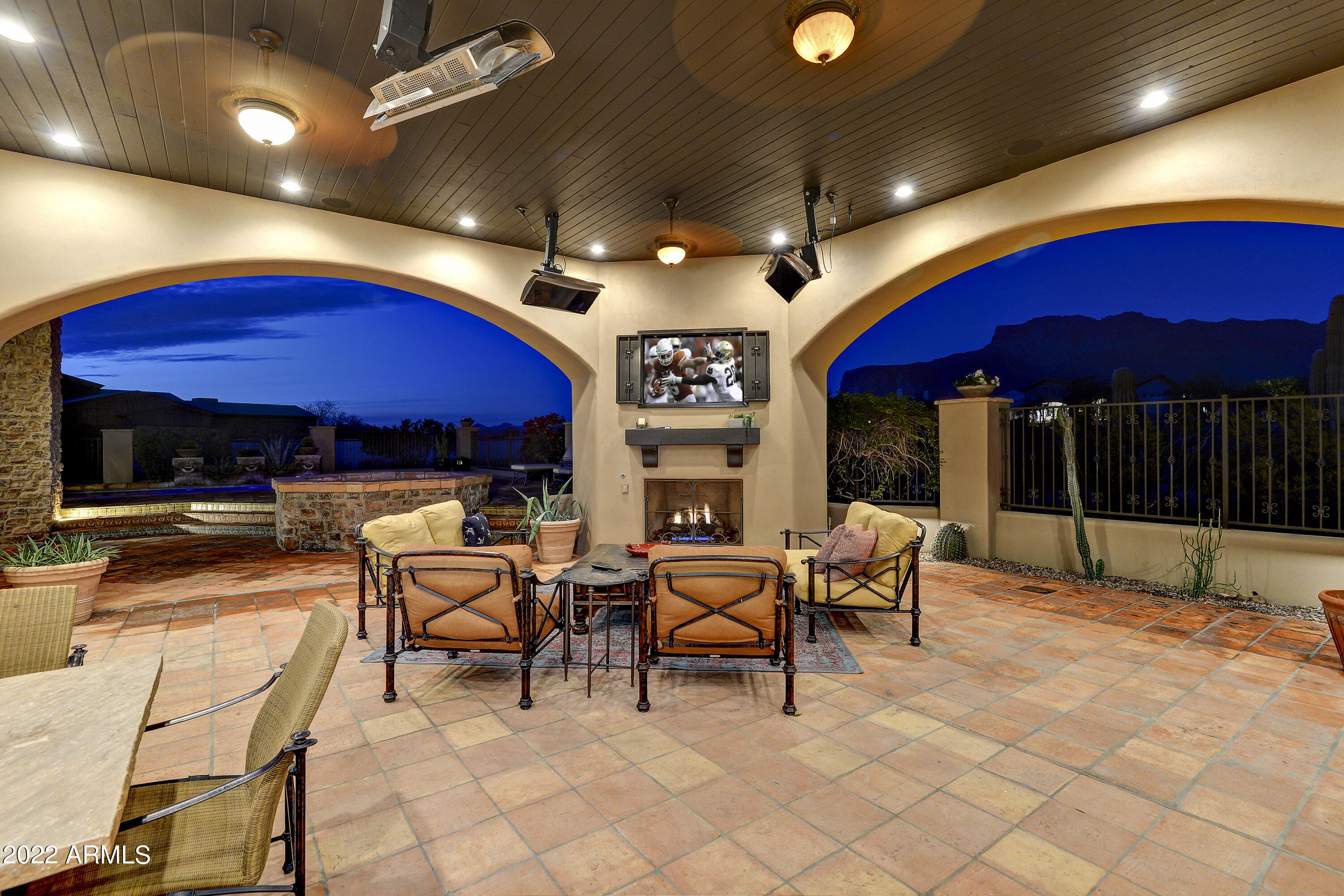 Superstition Mountain - Residential