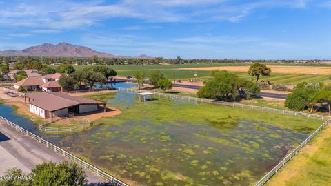 Single Family Residence in Queen Creek AZ 22351 SOSSAMAN Road 69.jpg