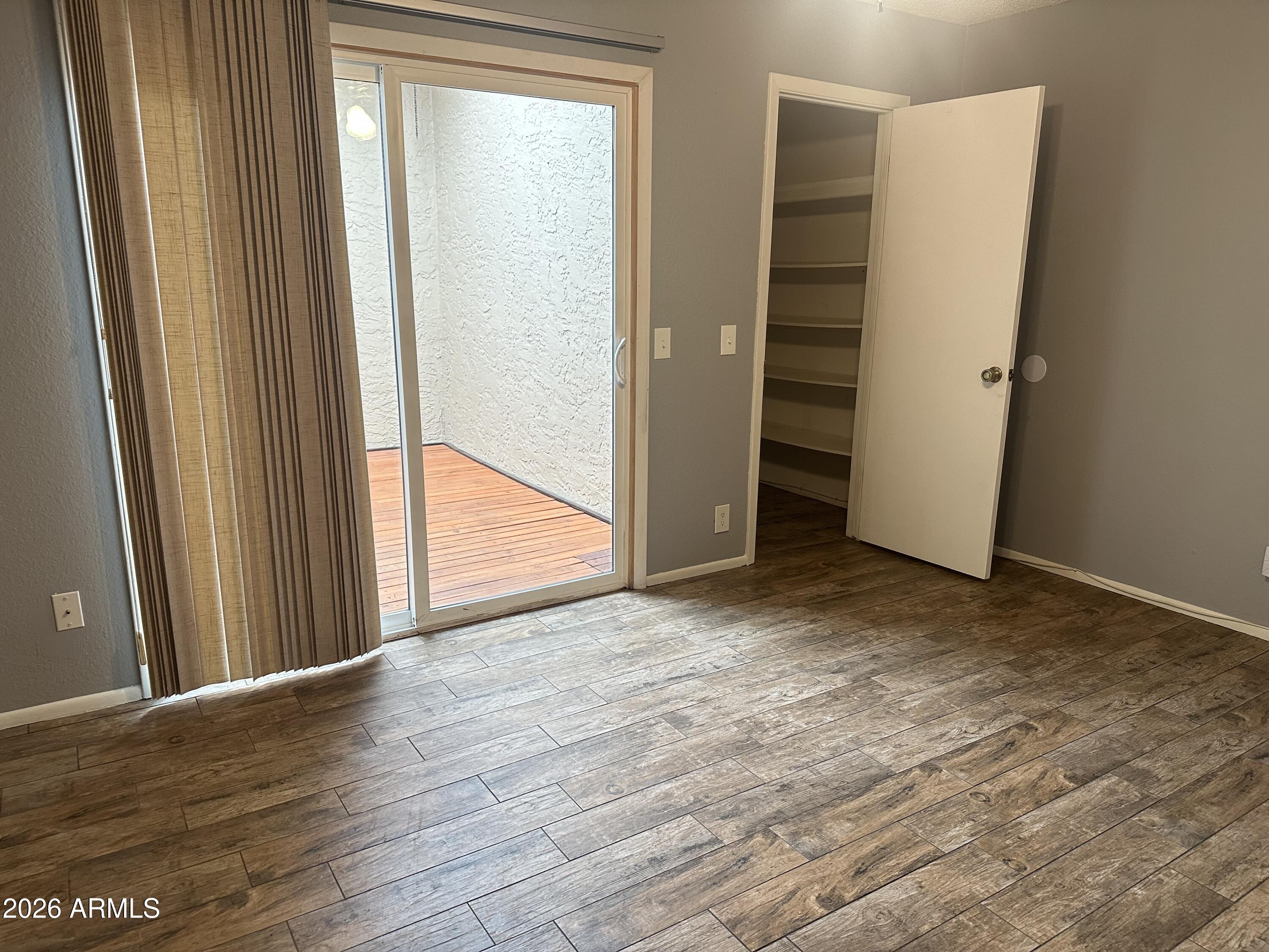 3029 W Sierra Street