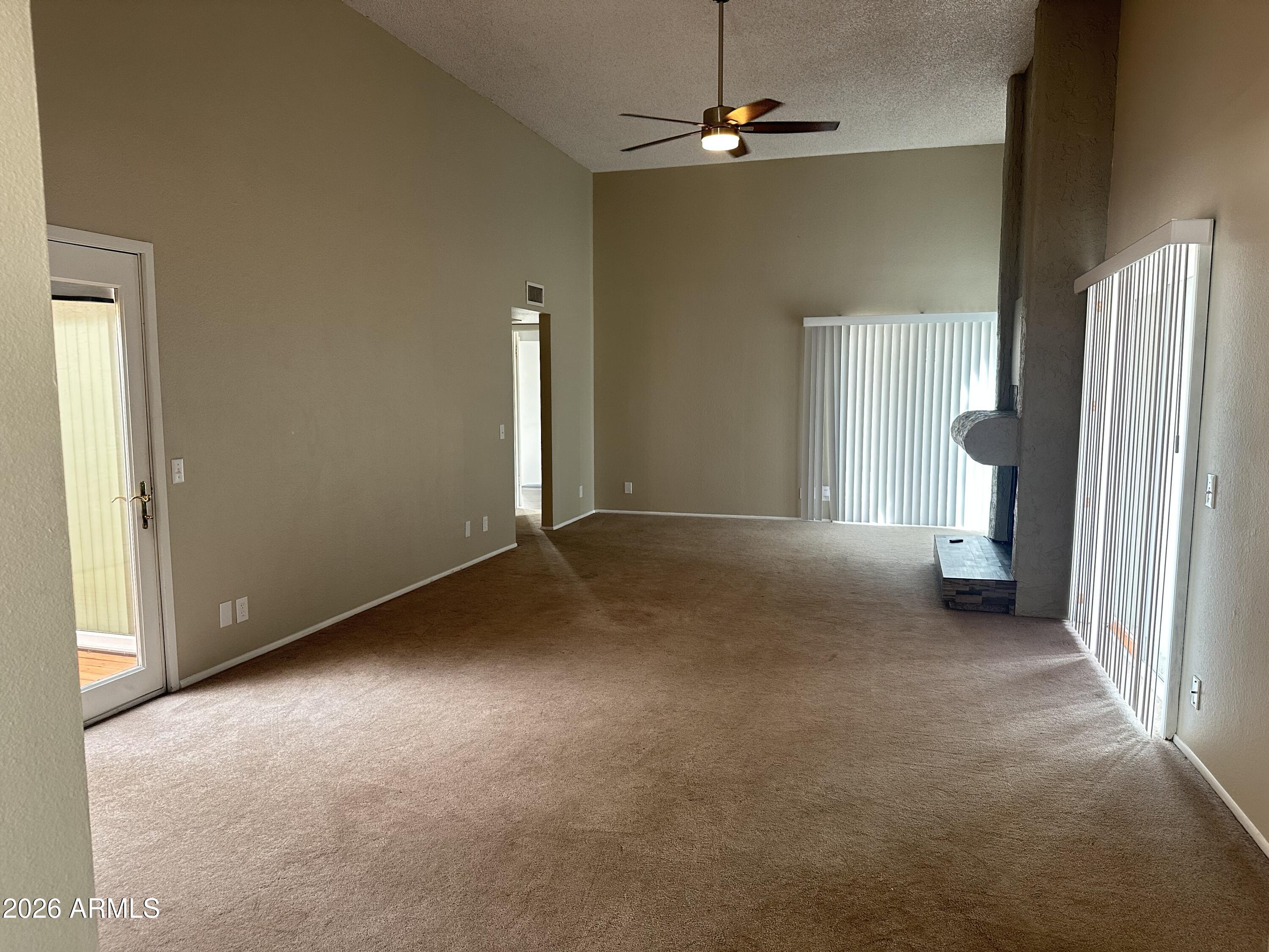 3029 W Sierra Street