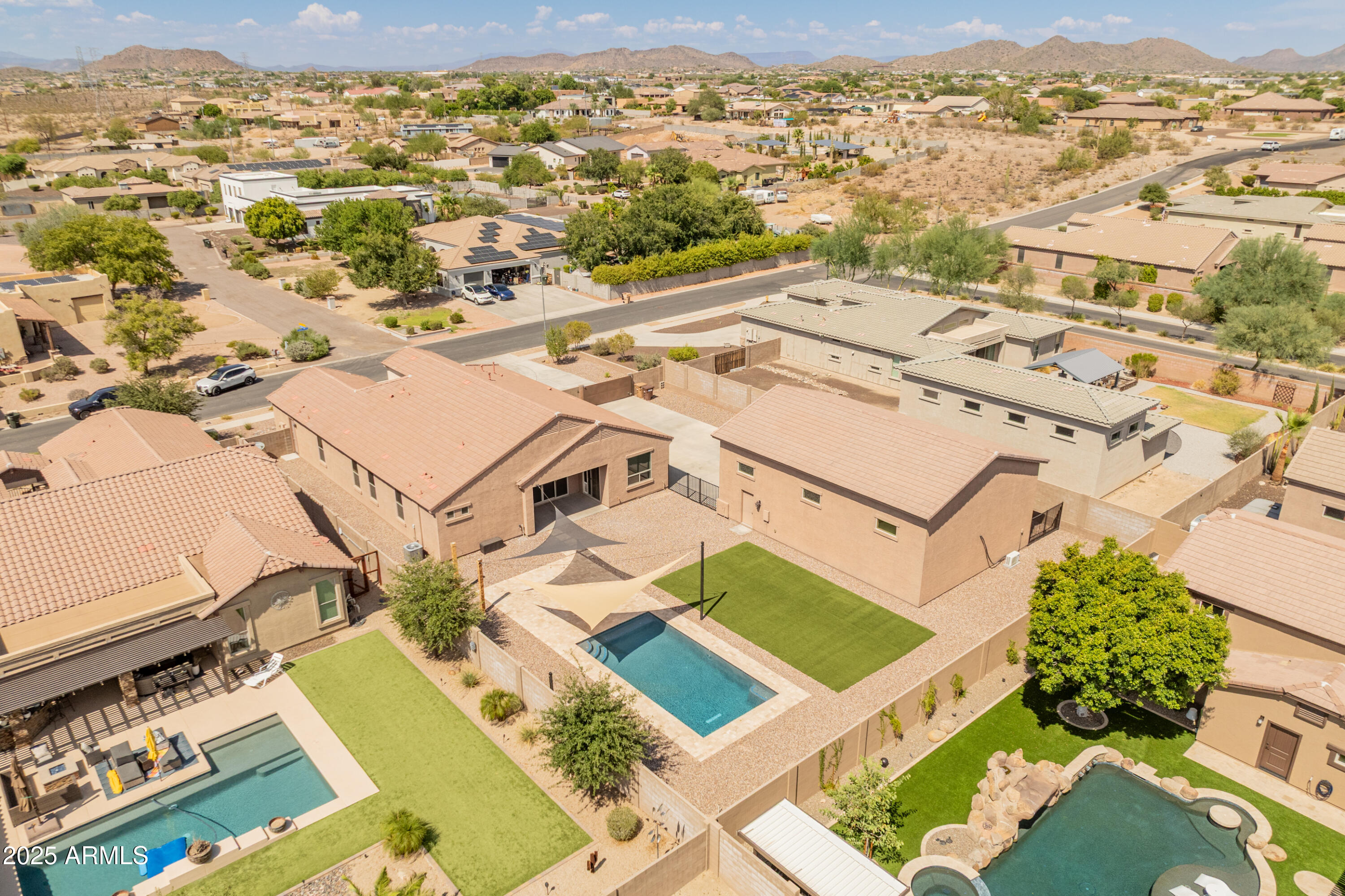 10589 W CAMINO DE ORO --