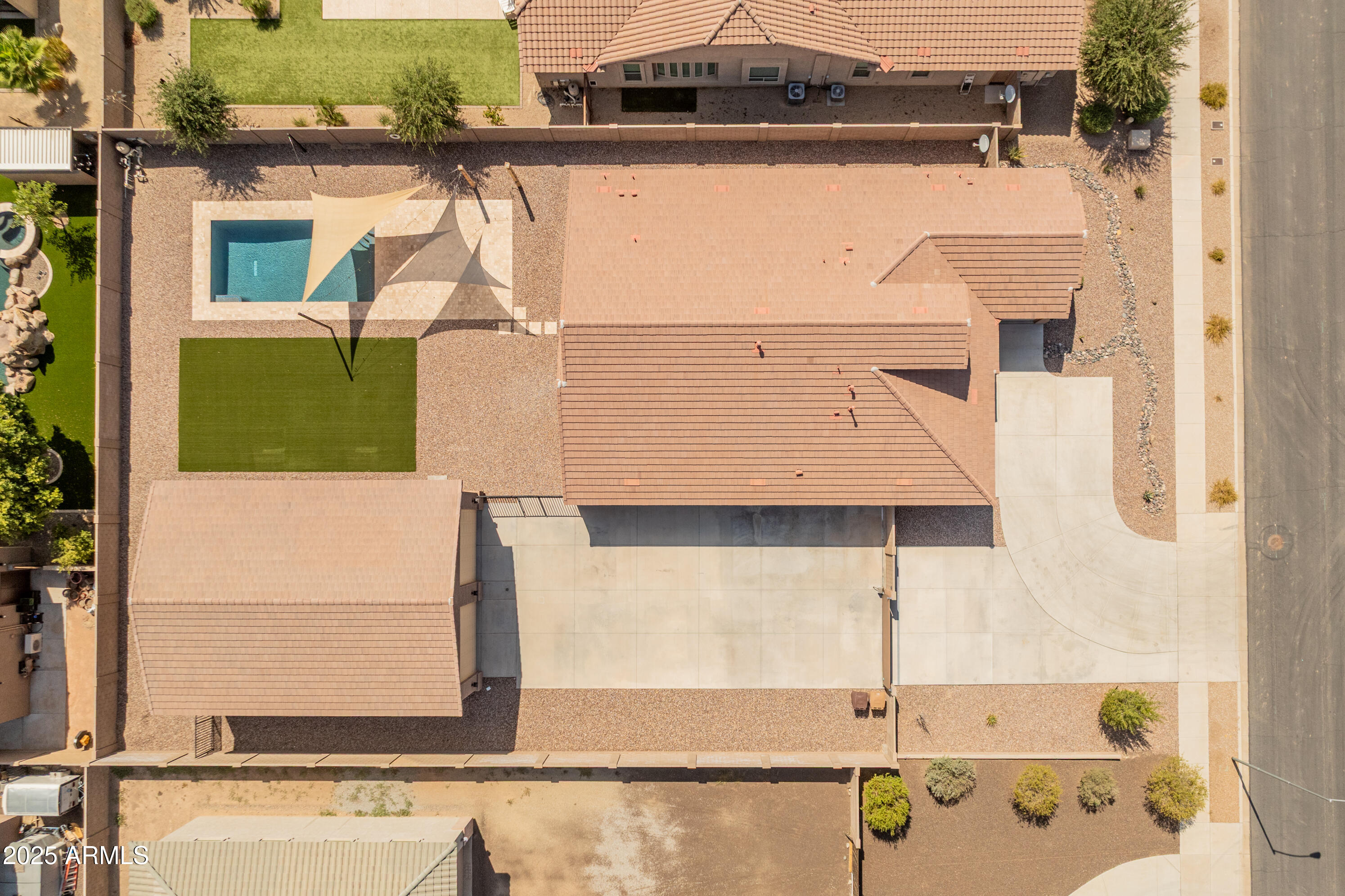 10589 W CAMINO DE ORO --