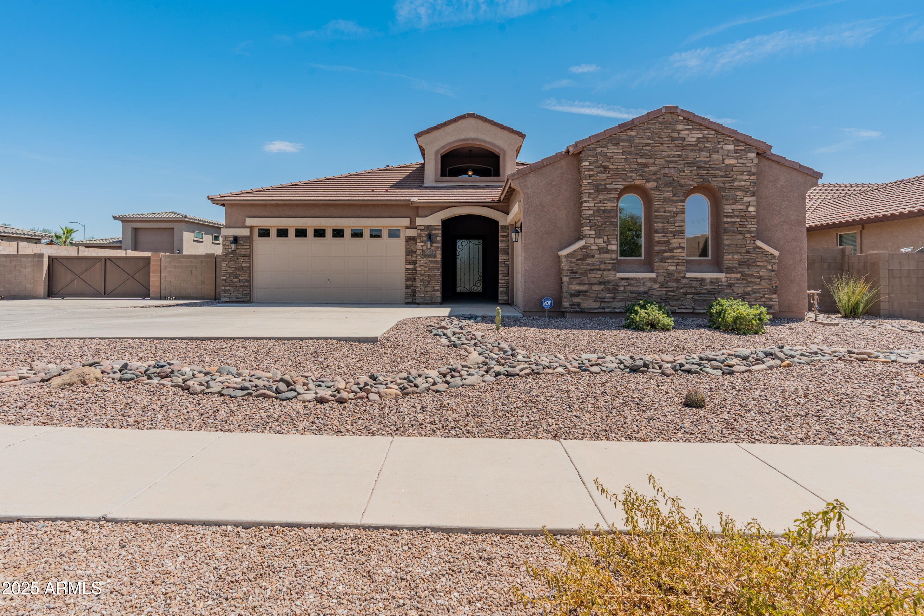 10589 W CAMINO DE ORO --