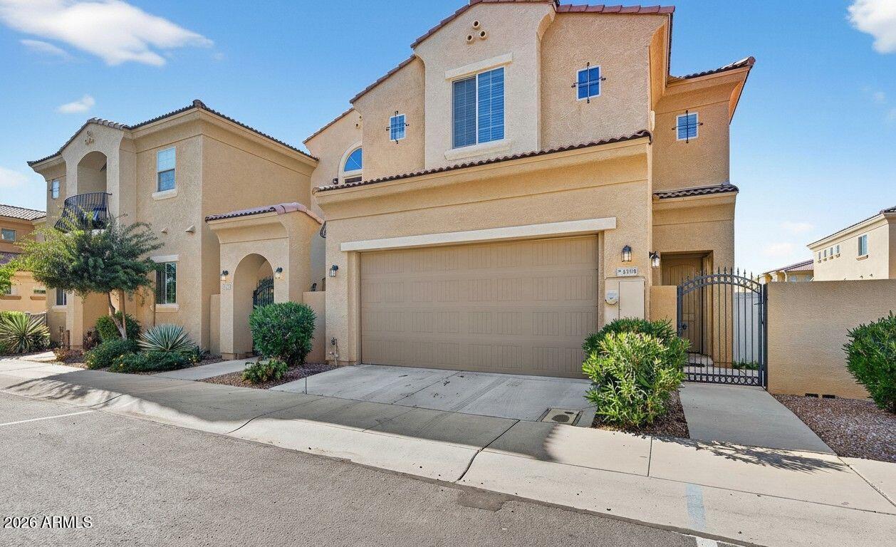 1367 S COUNTRY CLUB Drive 1319