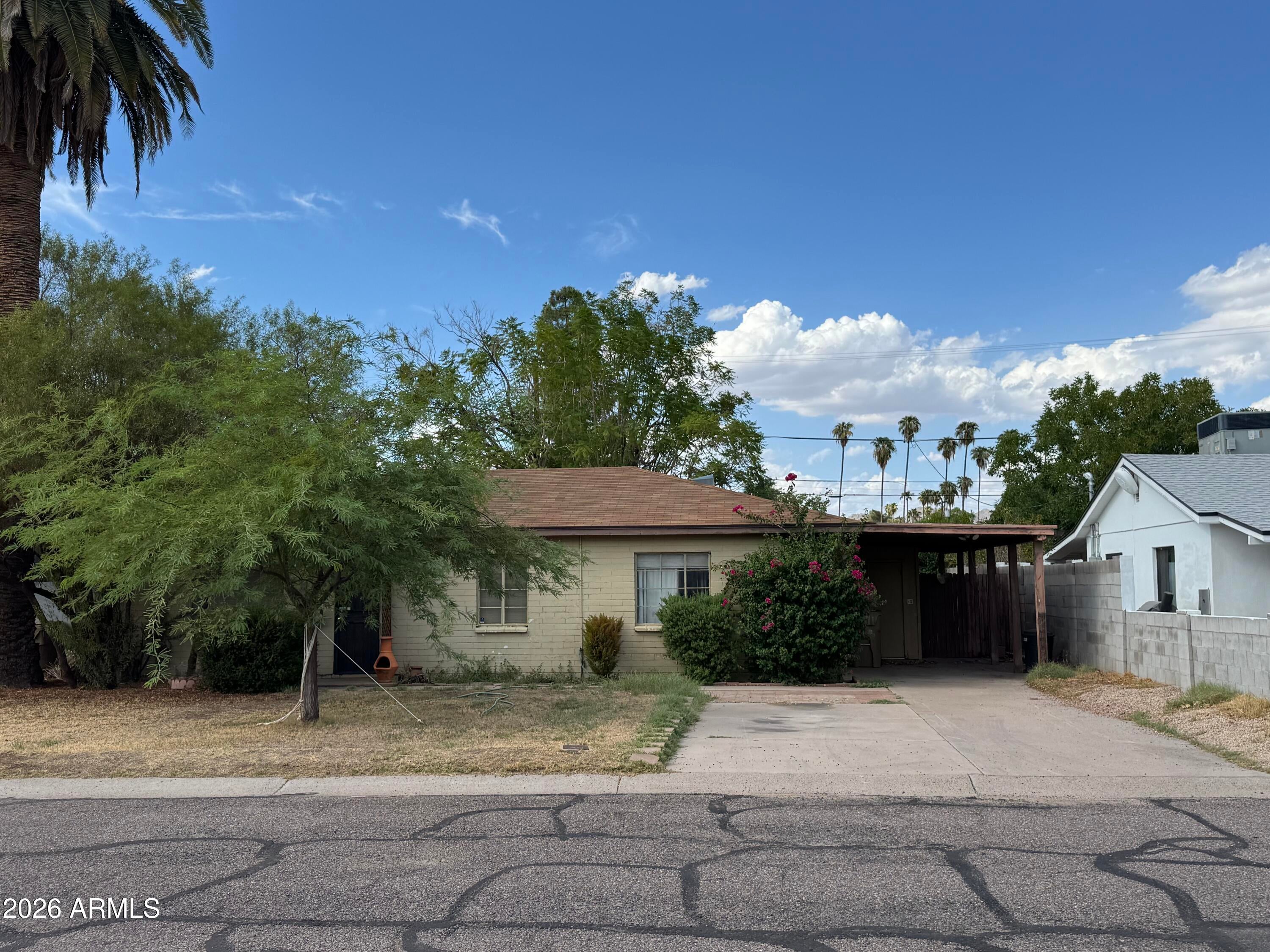 3516 E AMELIA Avenue