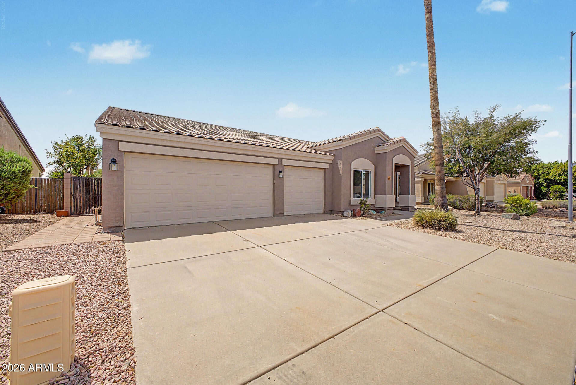 10505 E EMERALD Circle