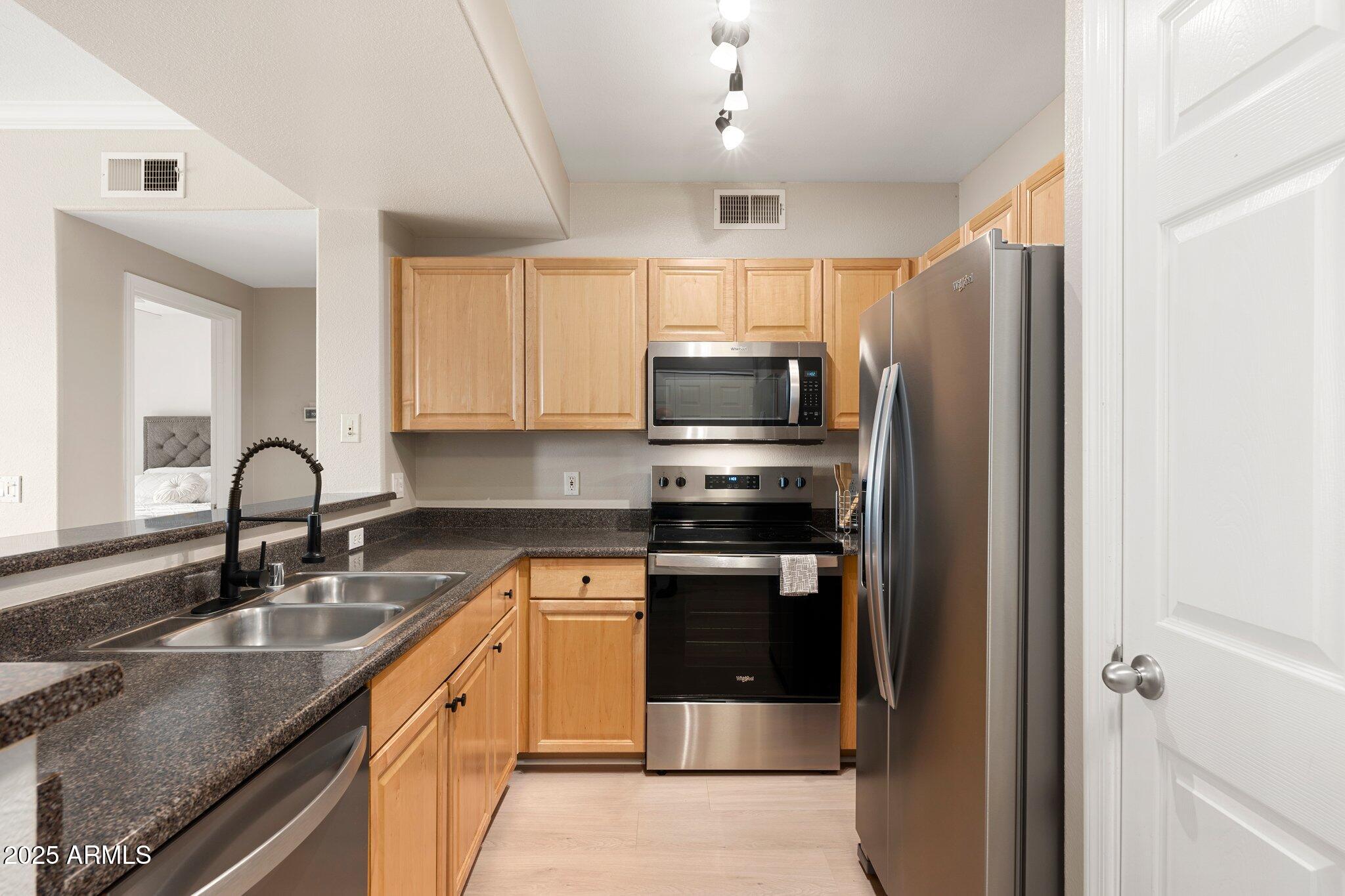 Scottsdale, Arizona 85255, United States, 2 Bedrooms Bedrooms, ,2 BathroomsBathrooms,Residential,Active,51453