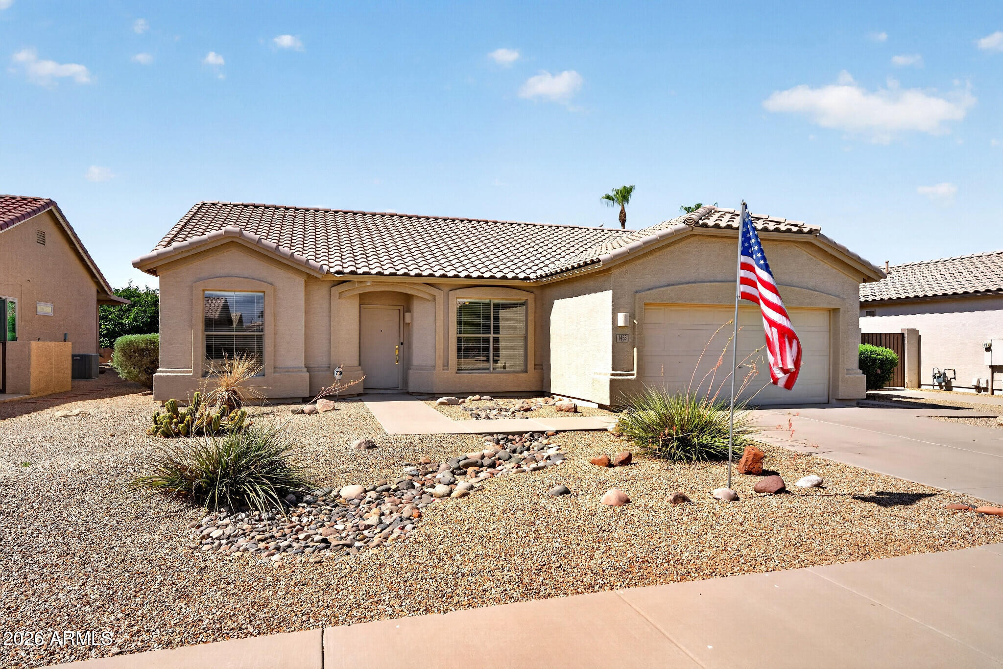 1453 E DESERT INN Drive