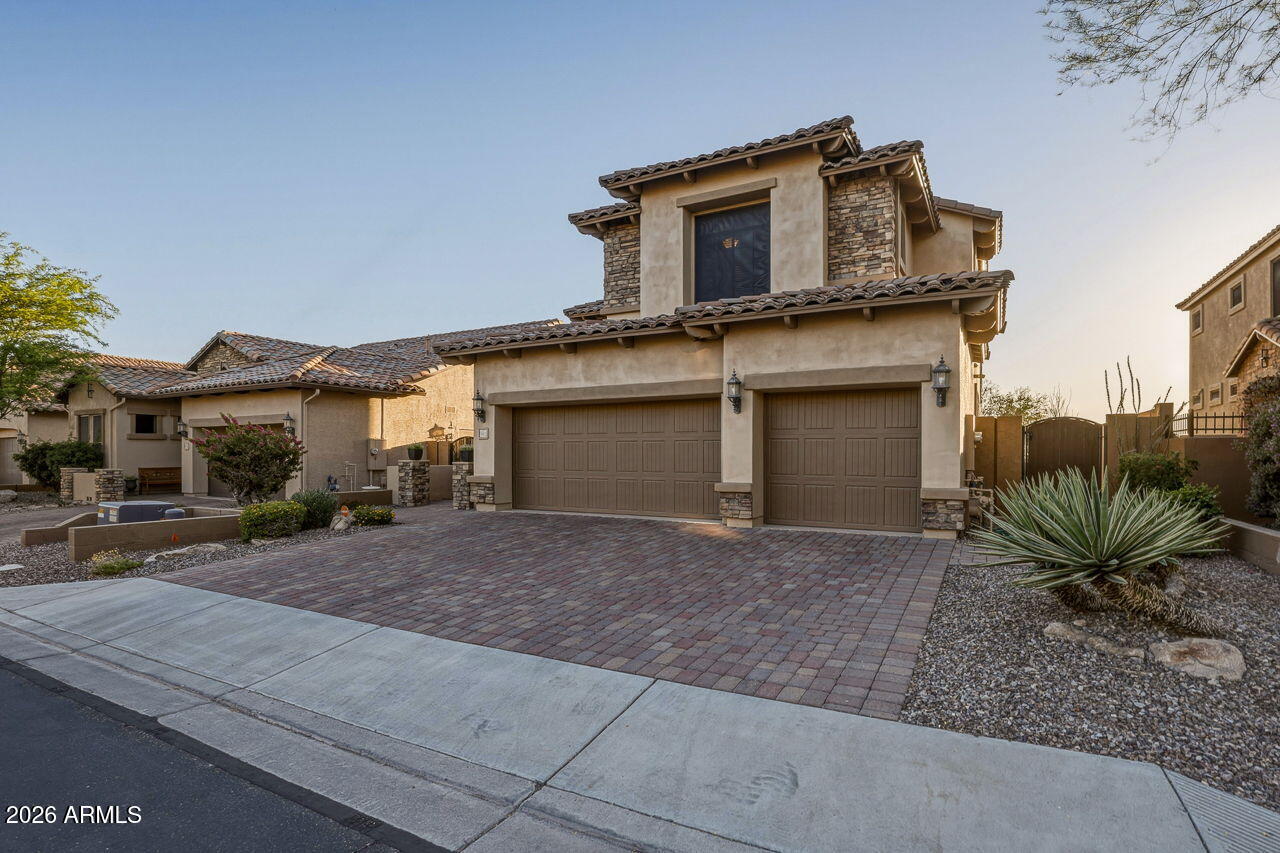 3662 N Sonoran Hills Hills