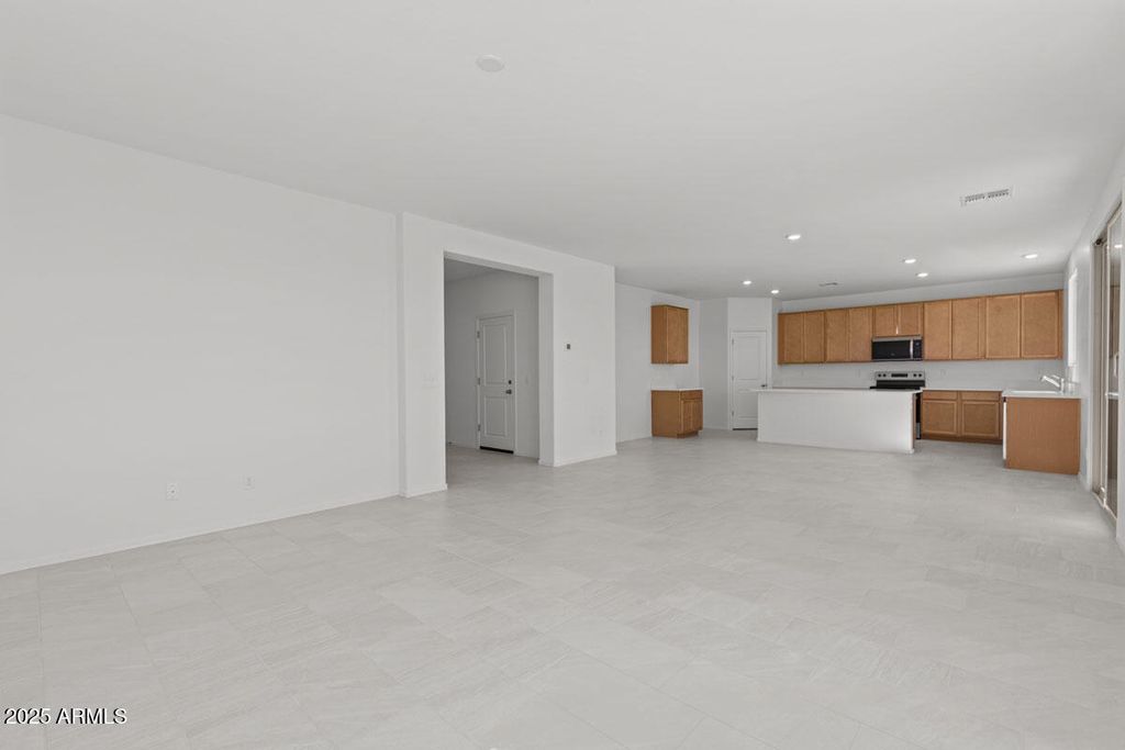 Photo of 18189 W Mohave Street, Goodyear, AZ 85338 (MLS # 6931243)
