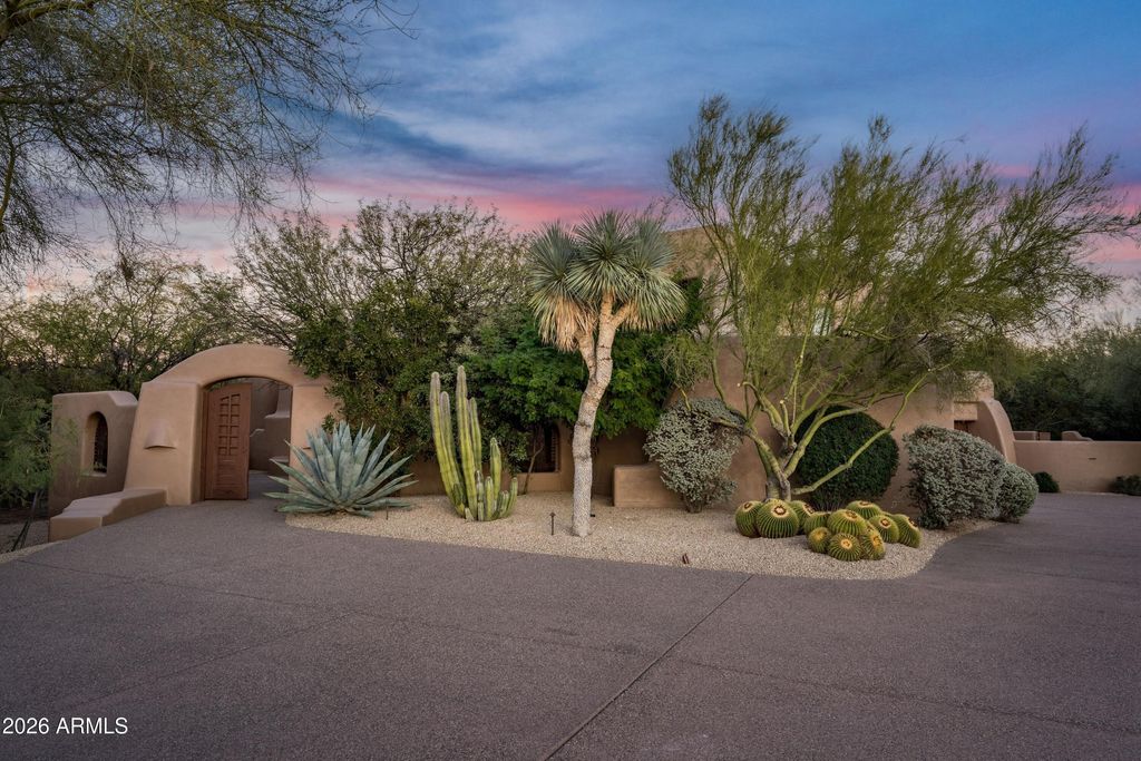 Photo of 34281 N Ironwood Road, Scottsdale, AZ 85266 (MLS # 6963375)