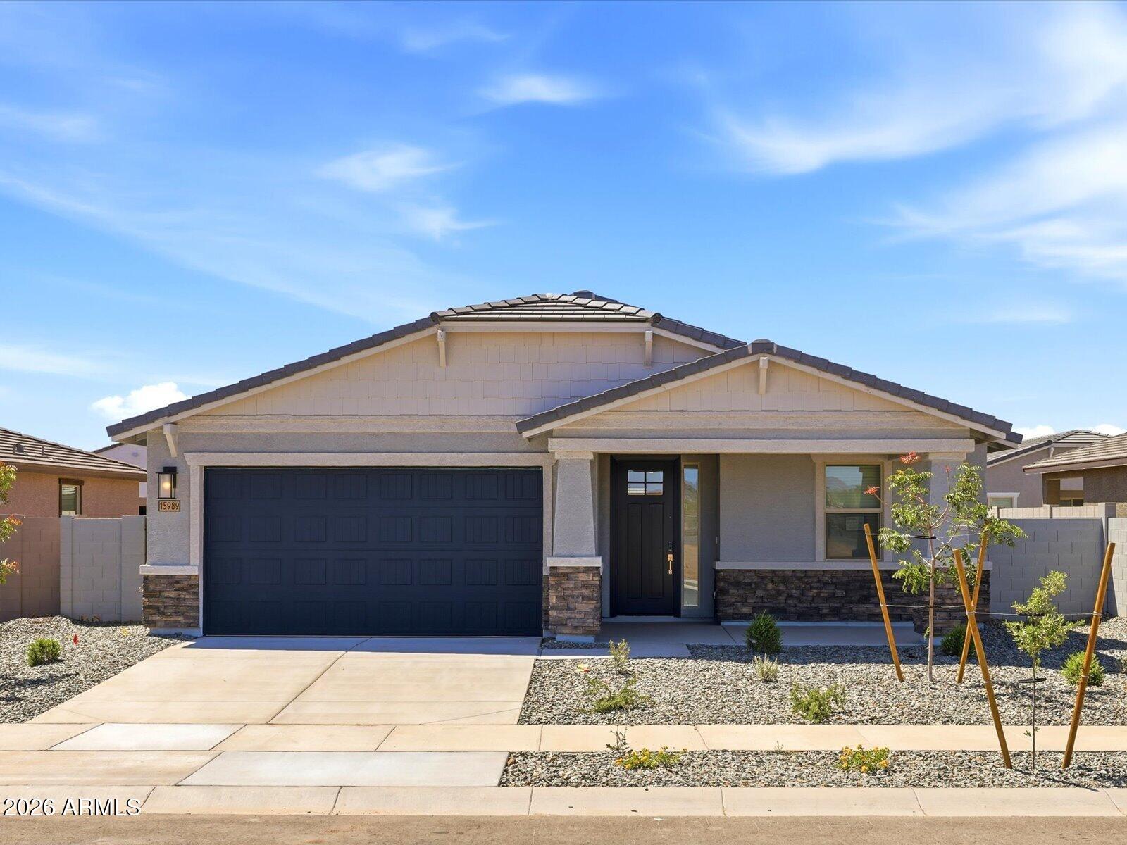 15989 W PRICKLY PEAR Trail