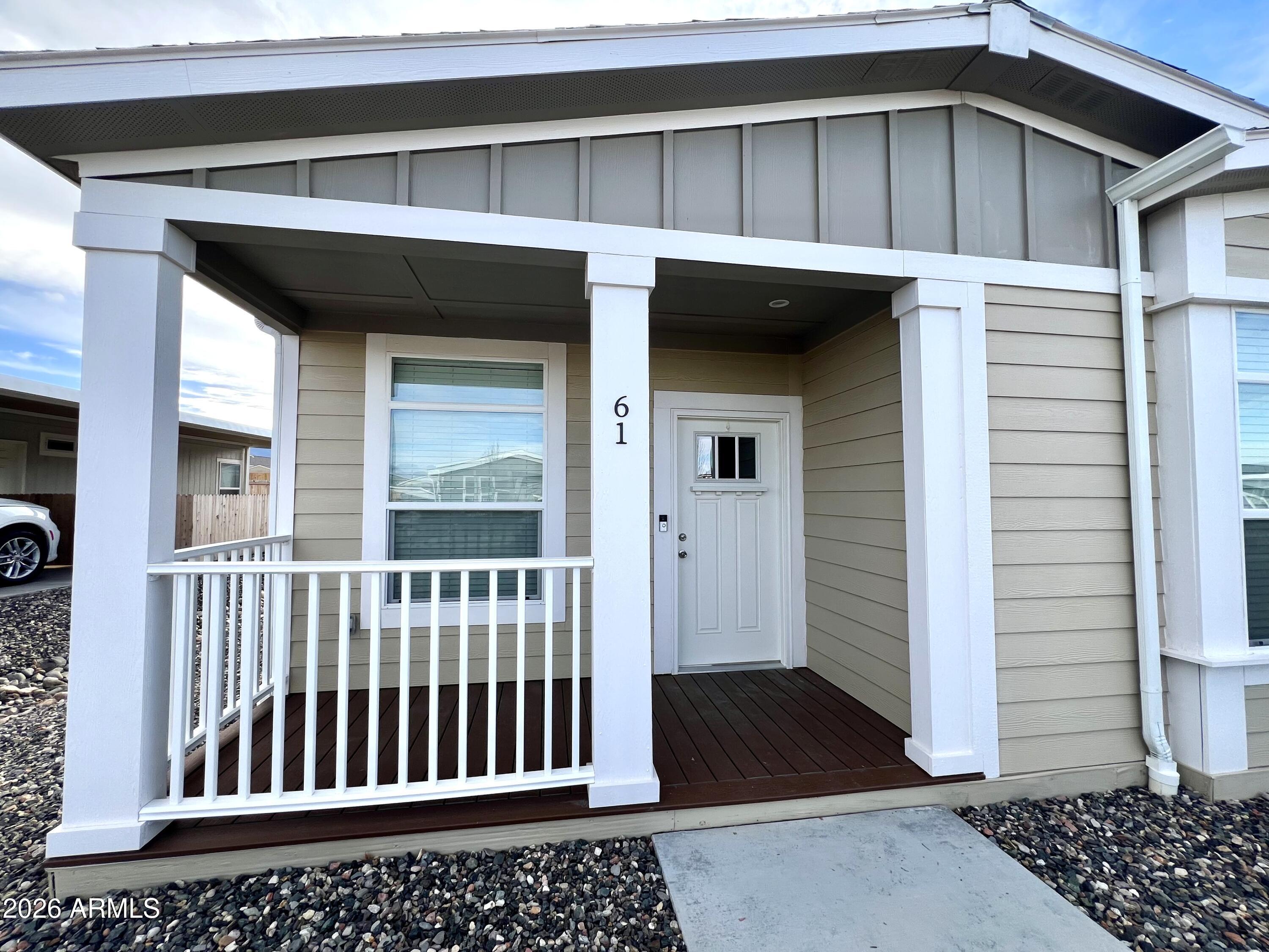 61 S Copper Canyon Loop