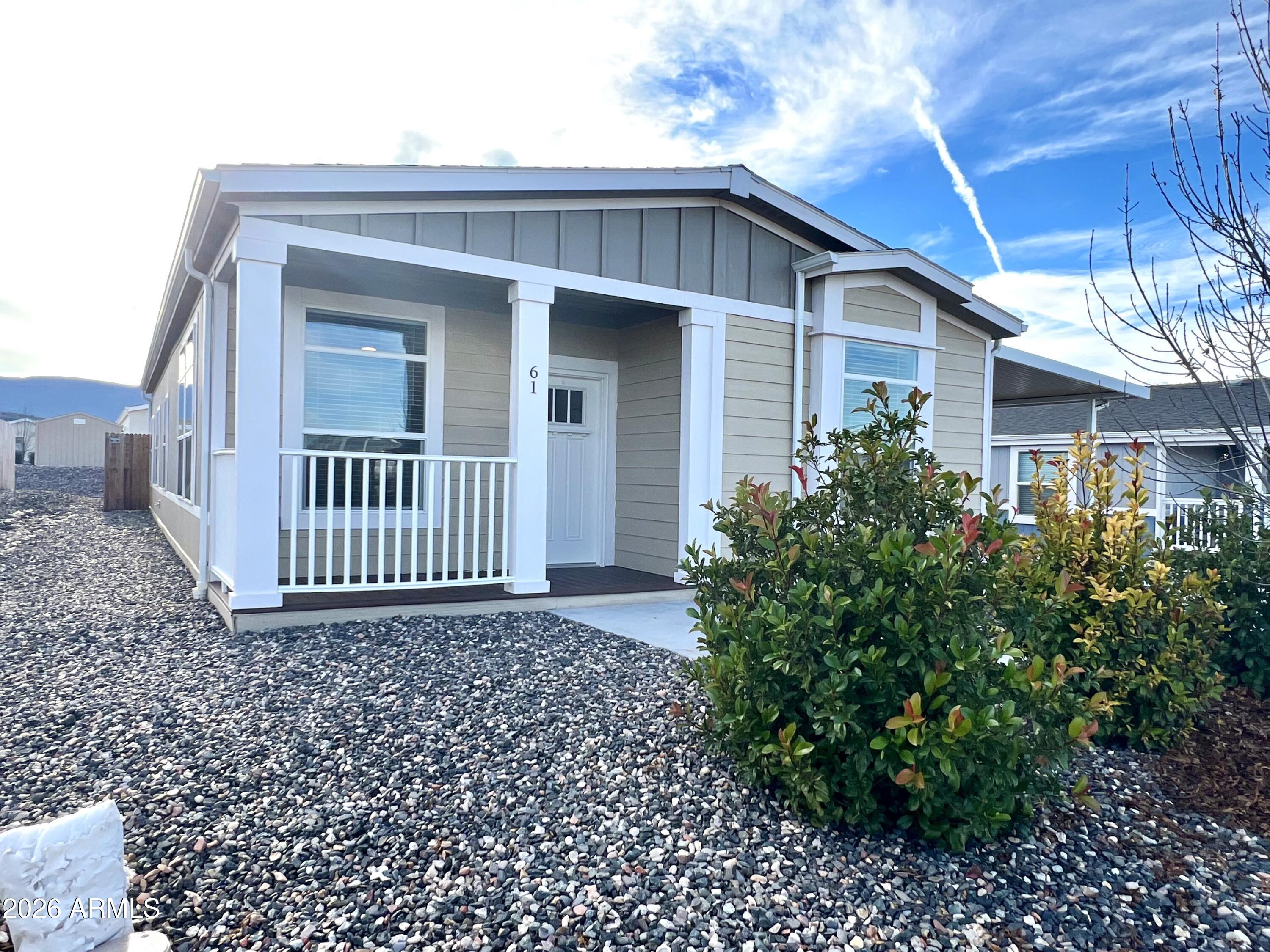 61 S Copper Canyon Loop