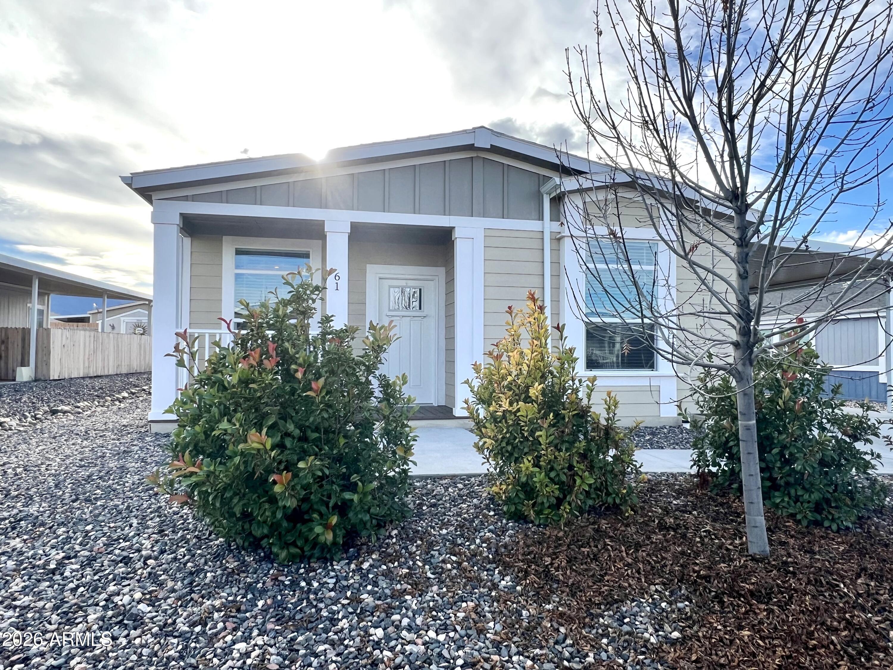 61 S Copper Canyon Loop