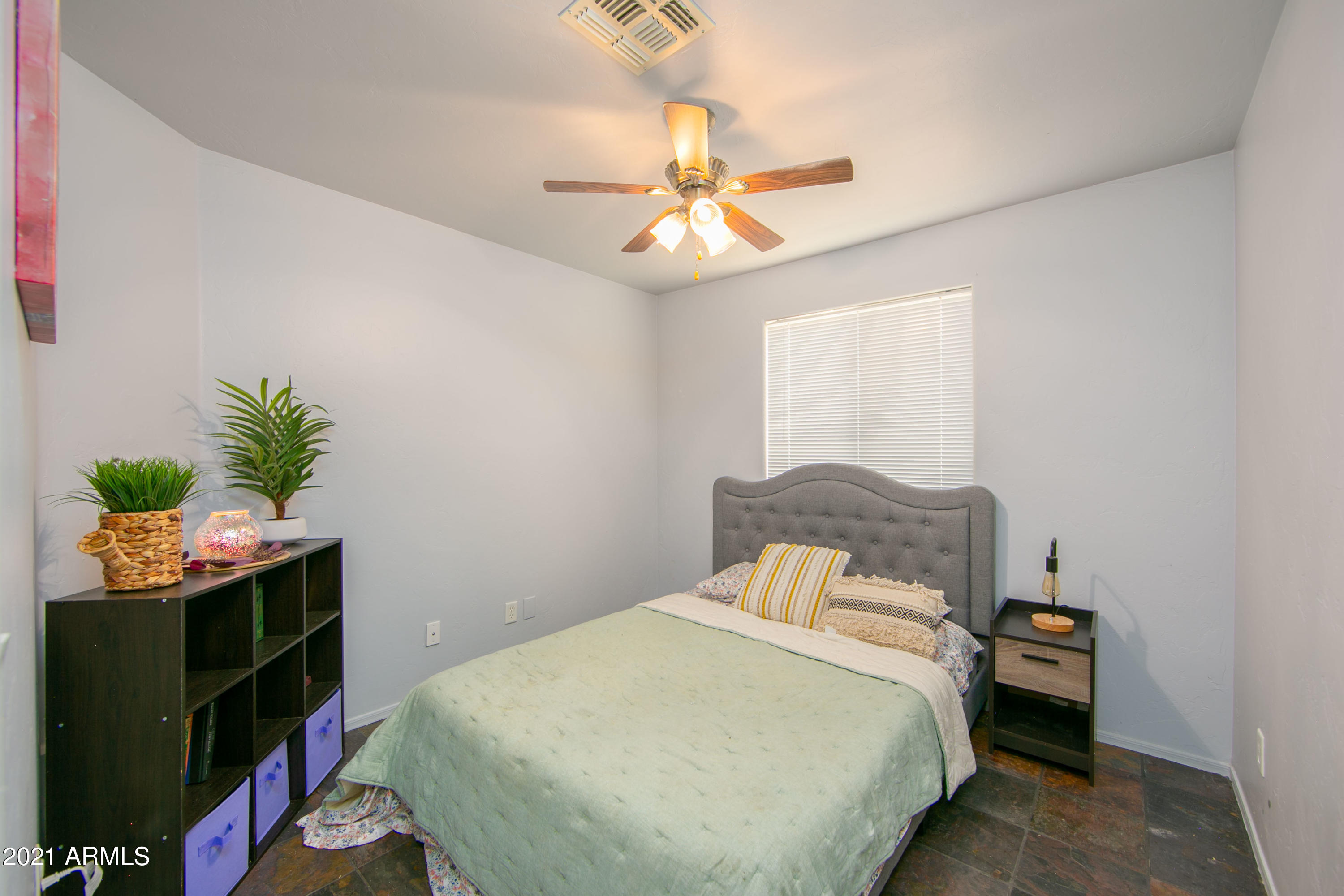 COPPER POINTE - Residential