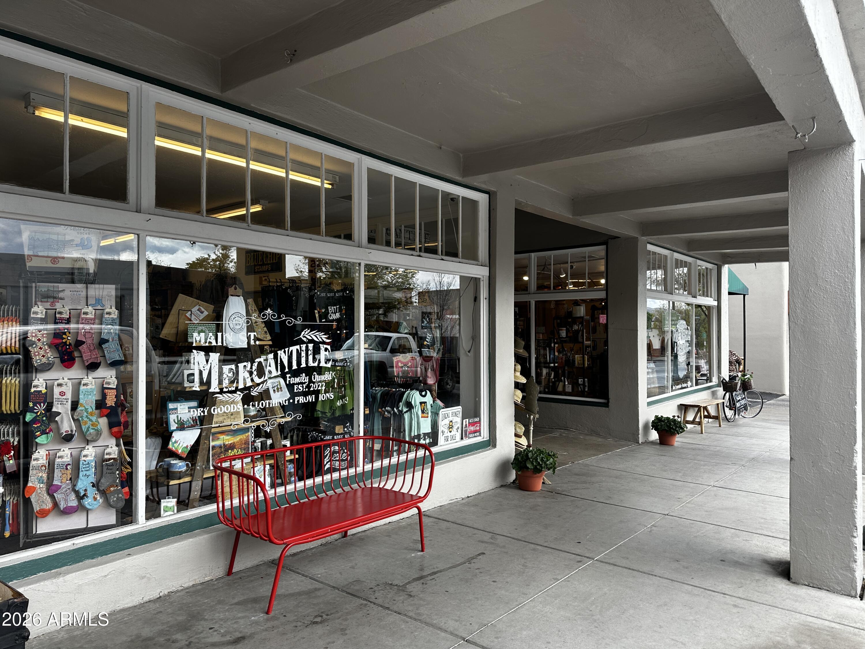 1020 N MAIN Street A&B