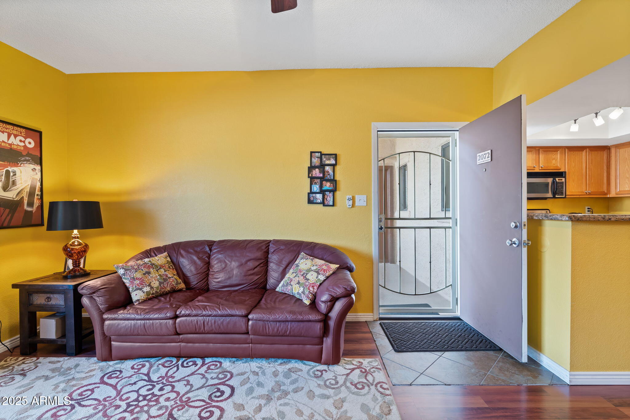 5757 W EUGIE Avenue 2072