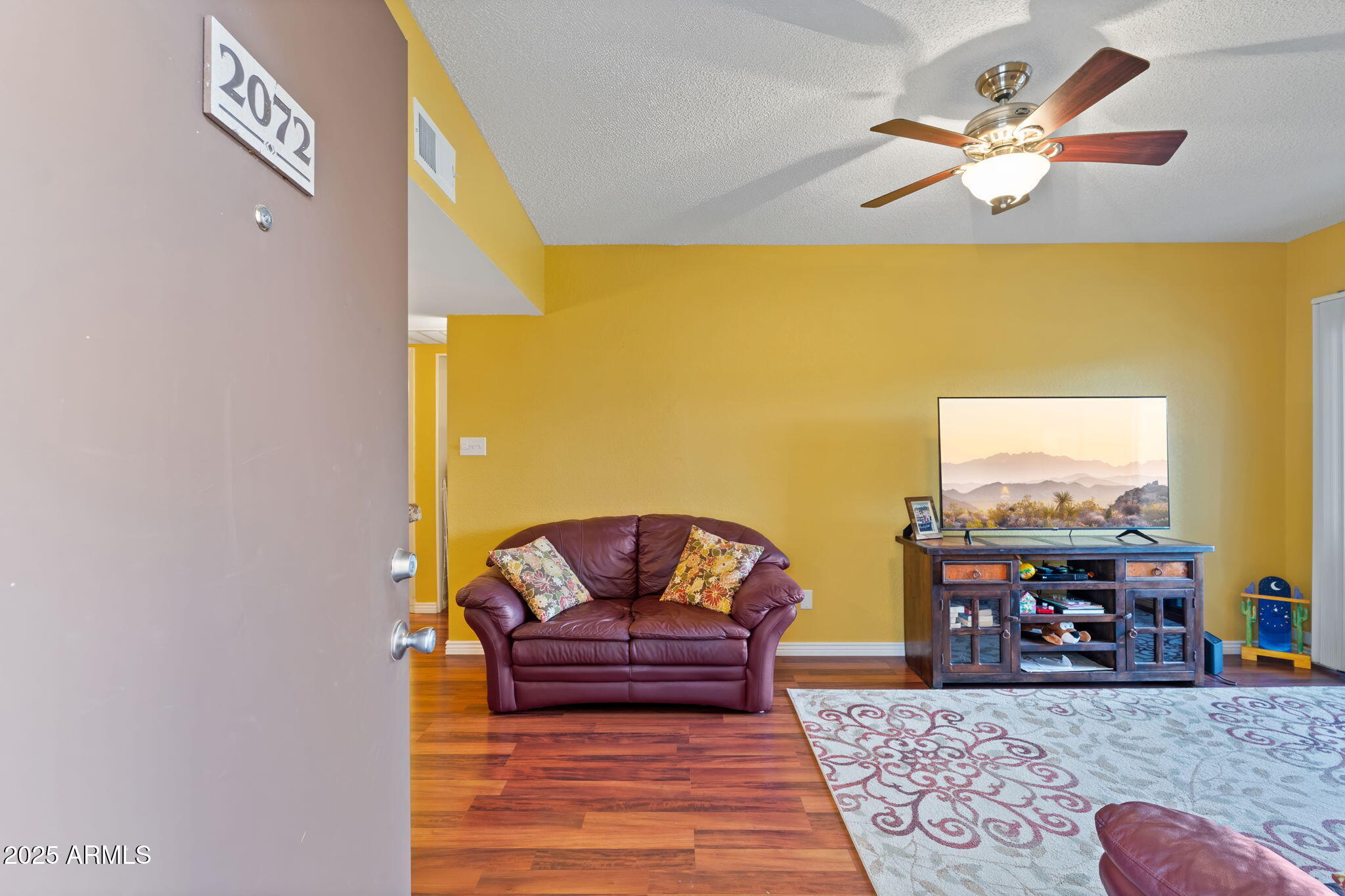 5757 W EUGIE Avenue 2072