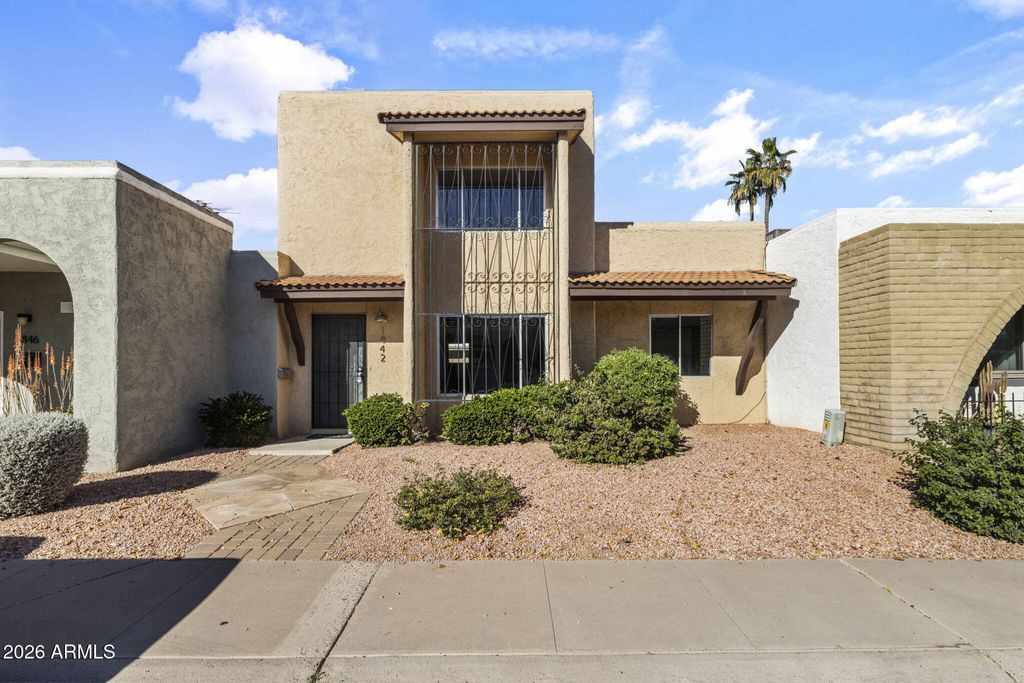 Photo of 1842 W Marlette Avenue, Phoenix, AZ 85015 (MLS # 6977222)